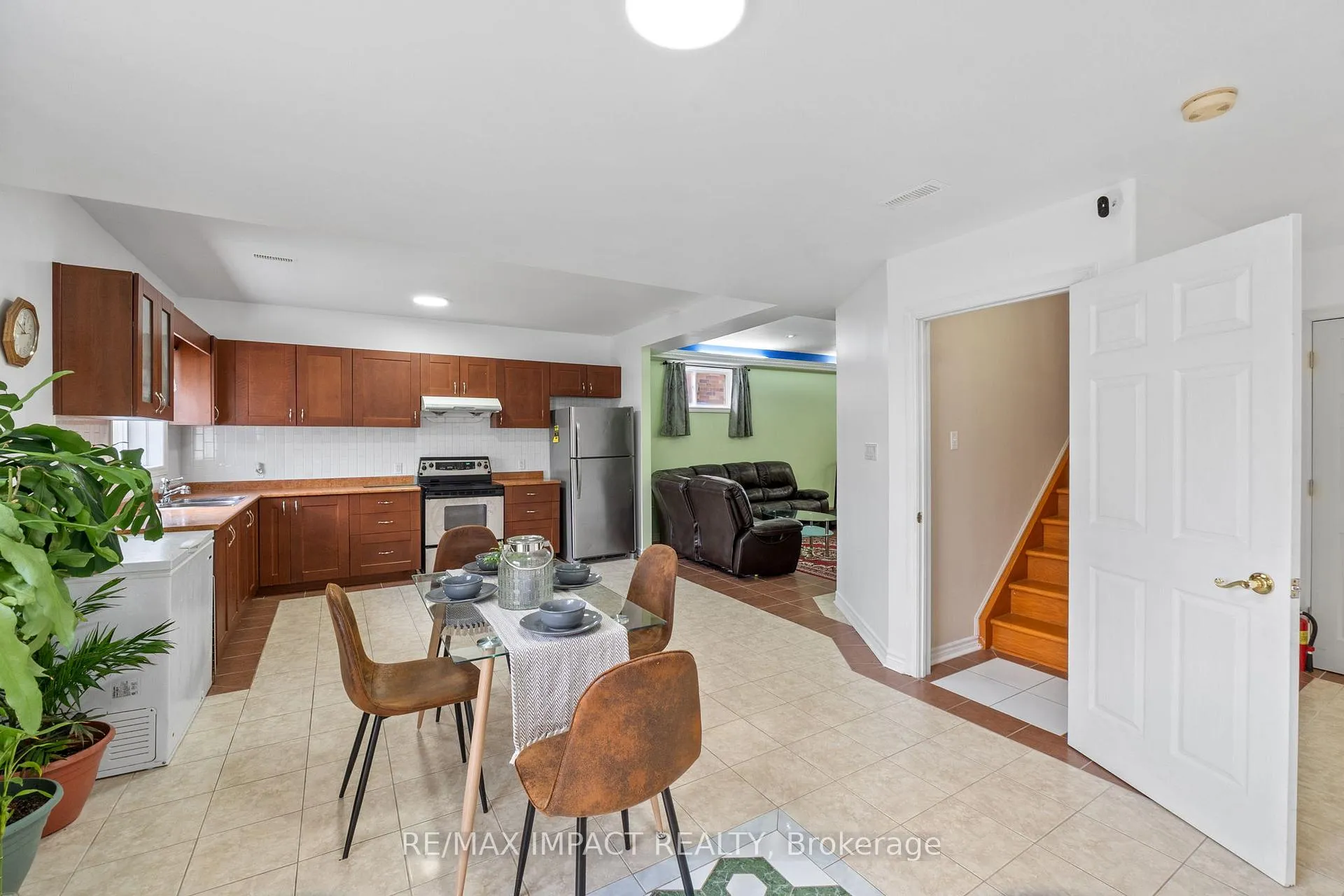 Photo 34 of 766 Munson Crescent, Cobourg — HOMEH