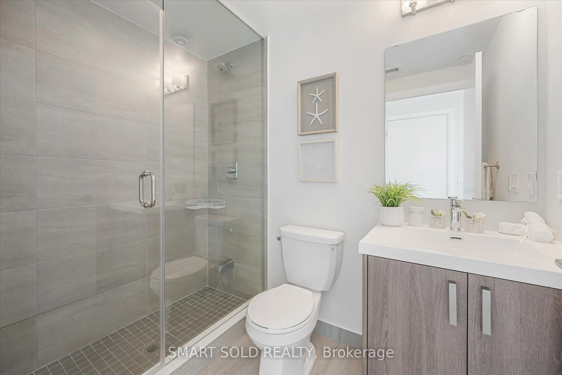 Photo 18 of Unit 3308, 77 Mutual St Street, Toronto, Church-Yonge Corridor — HOMEH