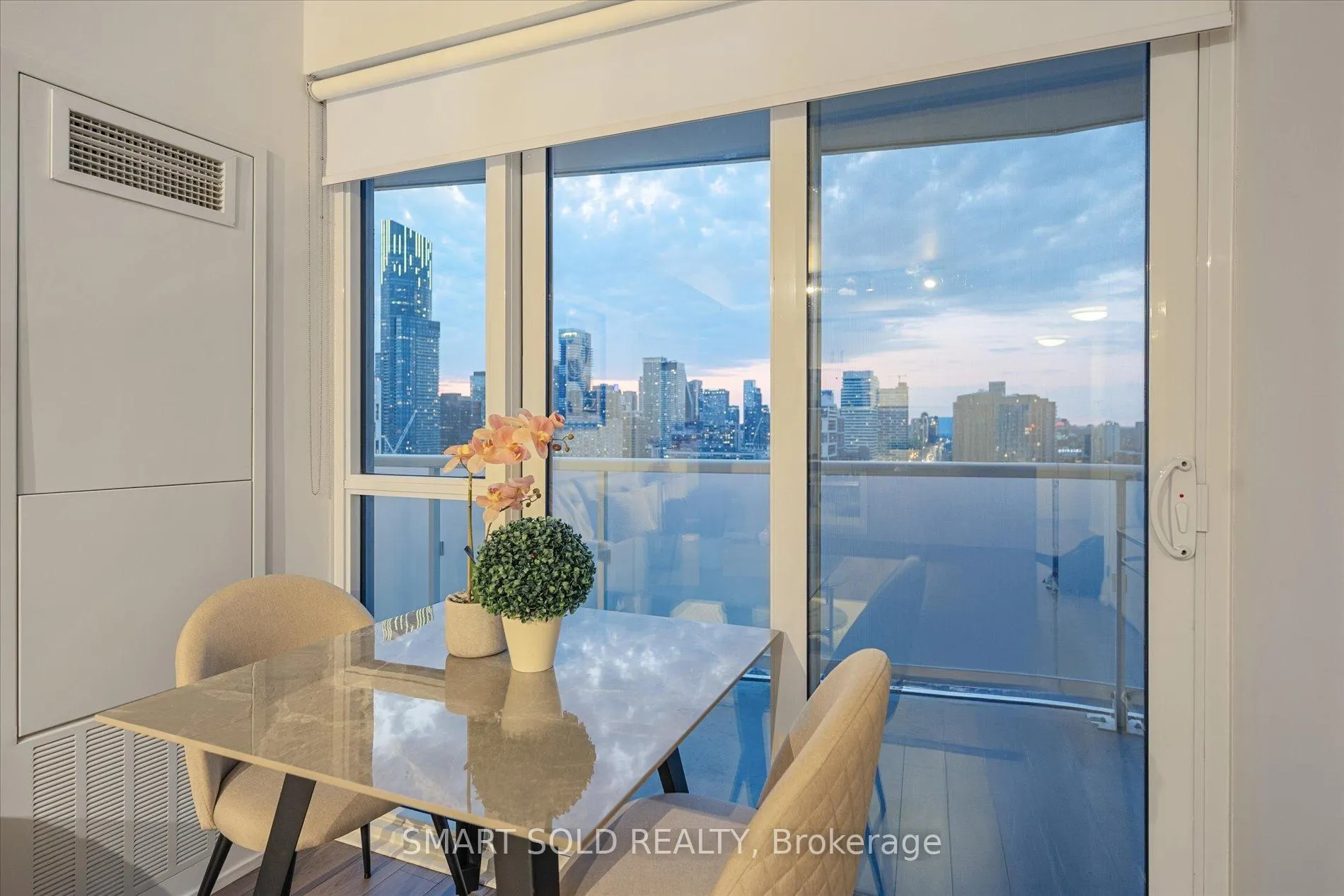 Photo 29 of Unit 3308, 77 Mutual St Street, Toronto, Church-Yonge Corridor — HOMEH