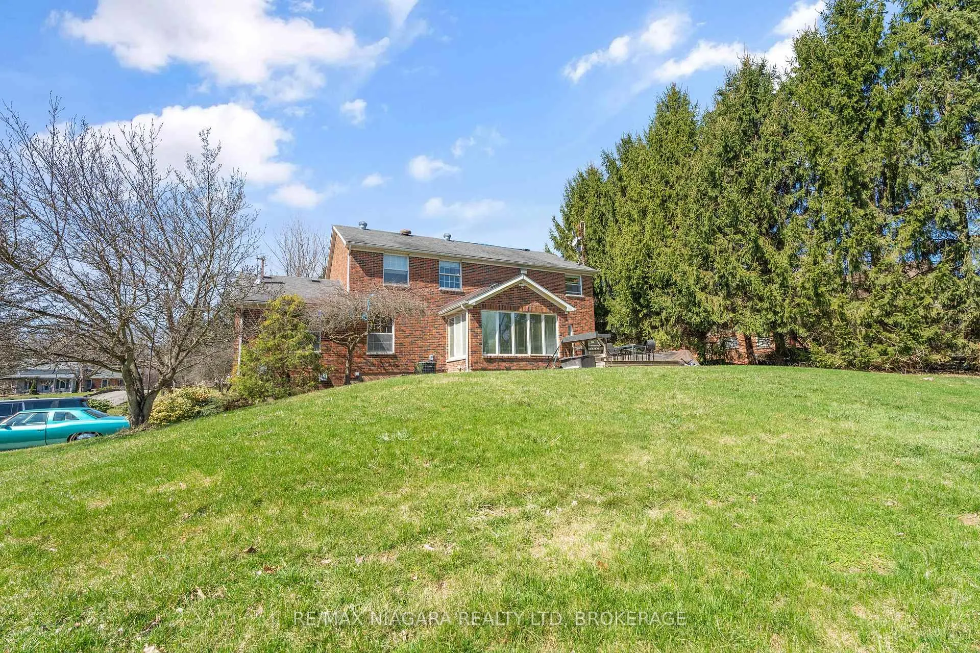 Photo 3 of 1165 Cream Street, Pelham, Fenwick — HOMEH