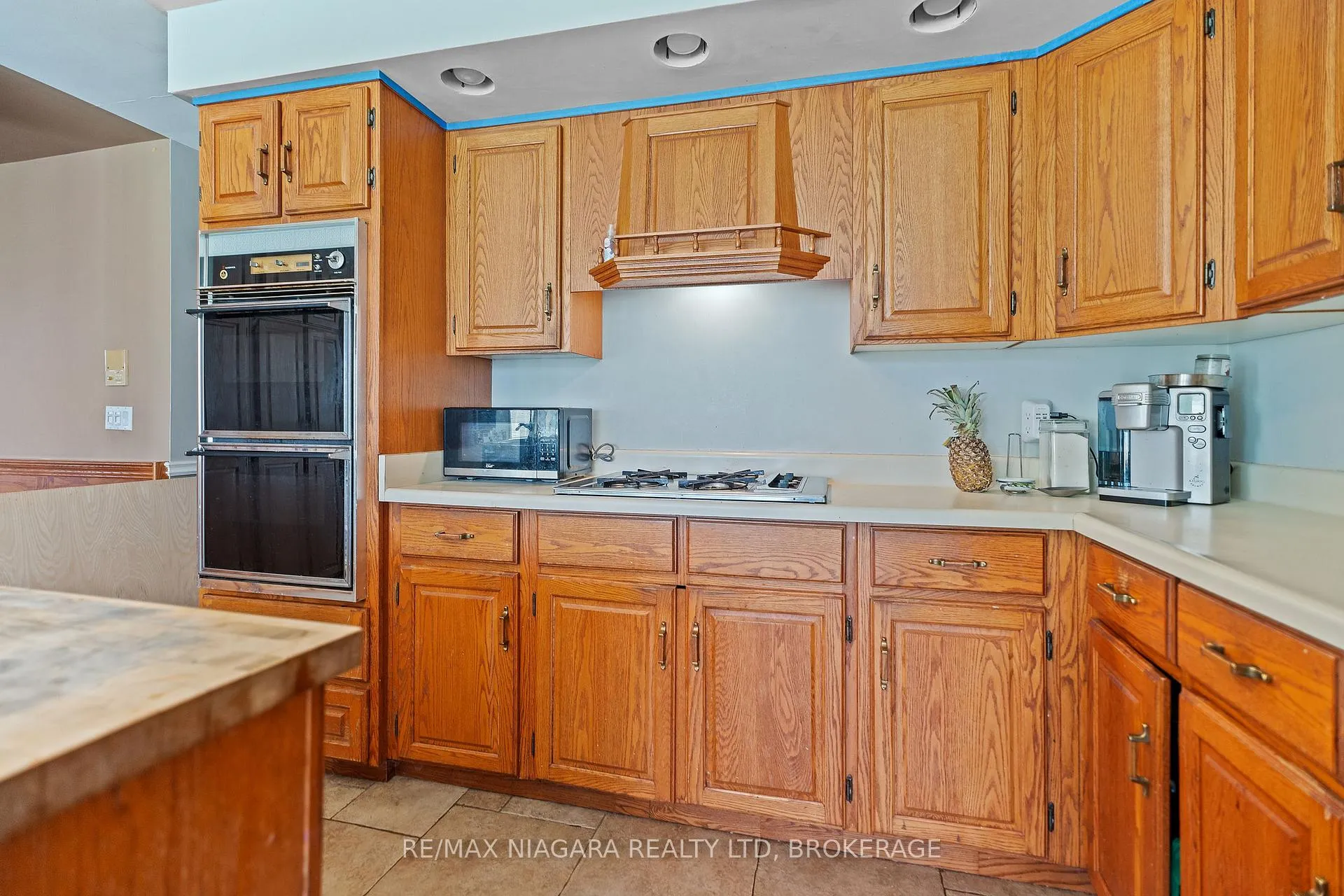 Photo 12 of 1165 Cream Street, Pelham, Fenwick — HOMEH