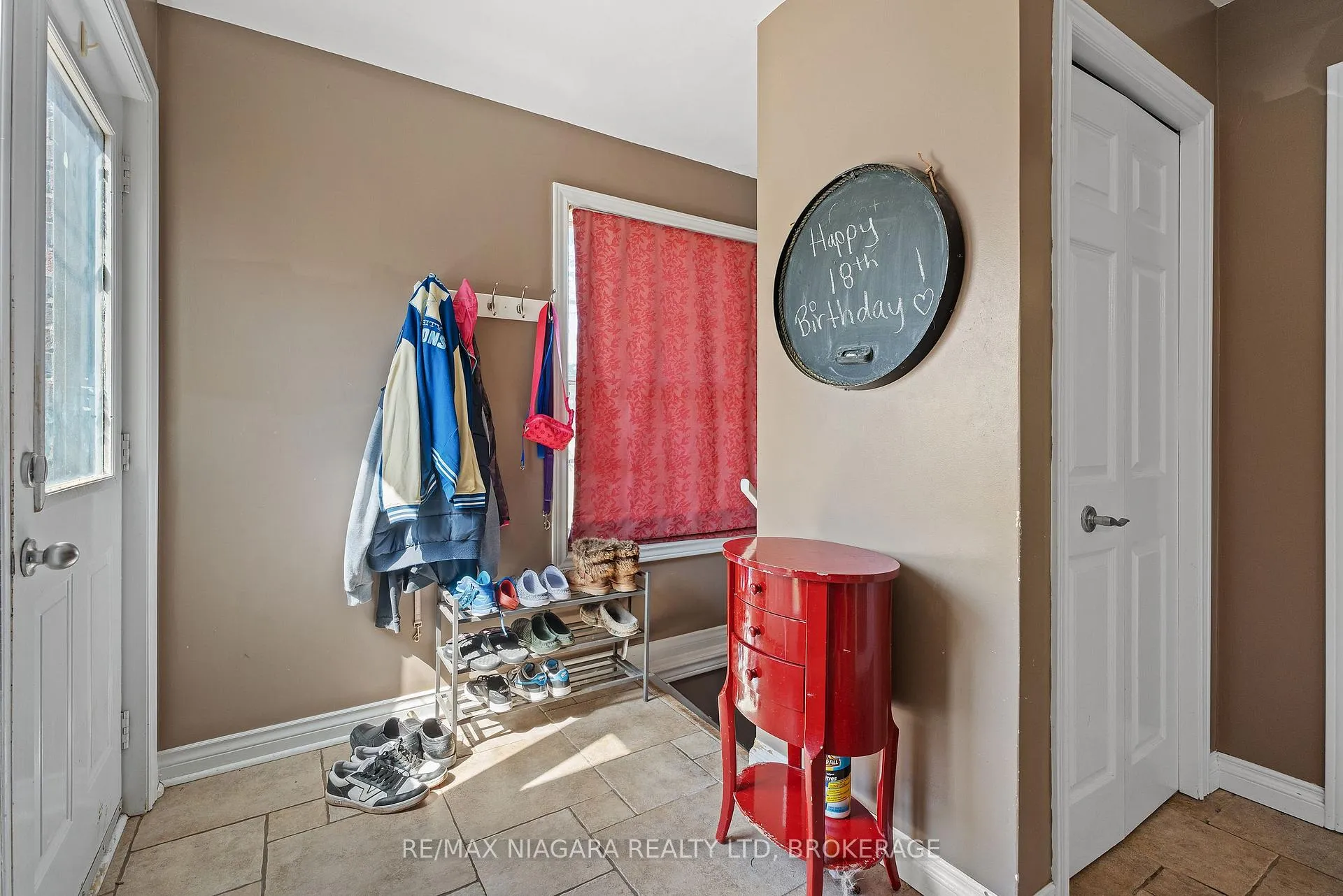 Photo 15 of 1165 Cream Street, Pelham, Fenwick — HOMEH