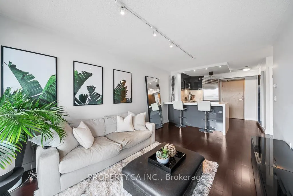 Photo 30 of Unit 1503, 909 Bay Street, Toronto, Bay Street Corridor — HOMEH