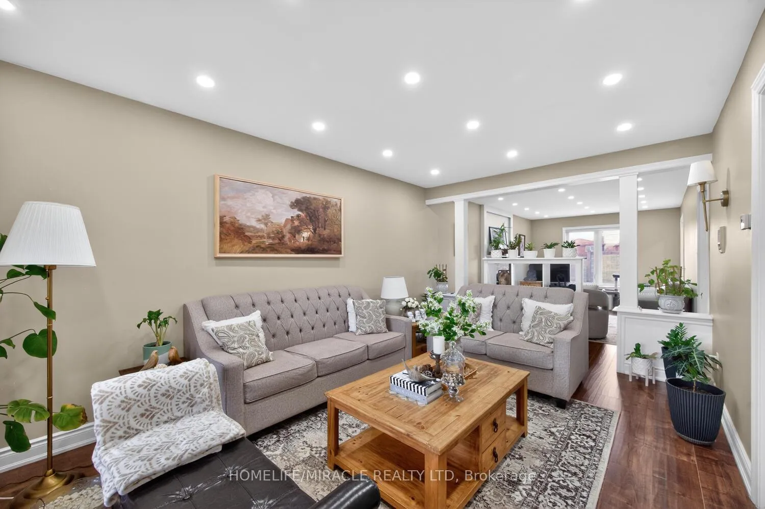 Photo 15 of 137 Minglehaze Drive, Etobicoke, Mount Olive-Silverstone-Jamestown — HOMEH