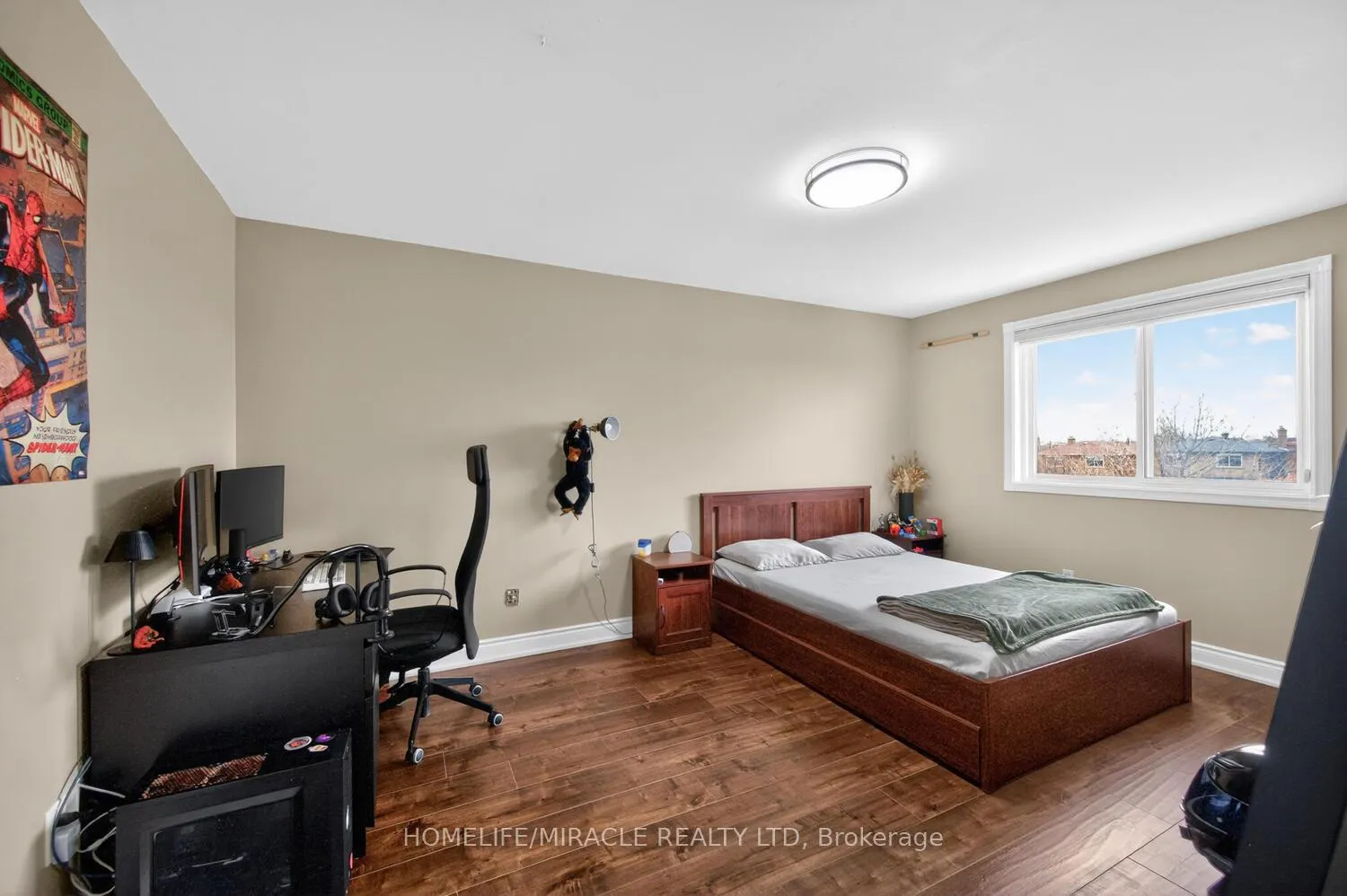 Photo 33 of 137 Minglehaze Drive, Etobicoke, Mount Olive-Silverstone-Jamestown — HOMEH