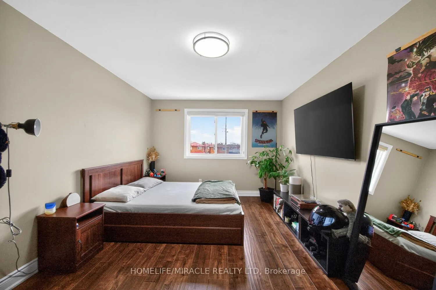 Photo 34 of 137 Minglehaze Drive, Etobicoke, Mount Olive-Silverstone-Jamestown — HOMEH