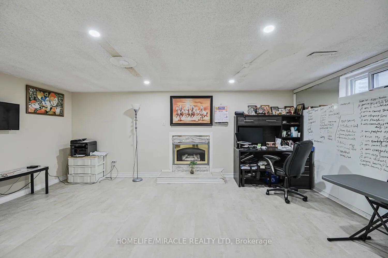 Photo 40 of 137 Minglehaze Drive, Etobicoke, Mount Olive-Silverstone-Jamestown — HOMEH