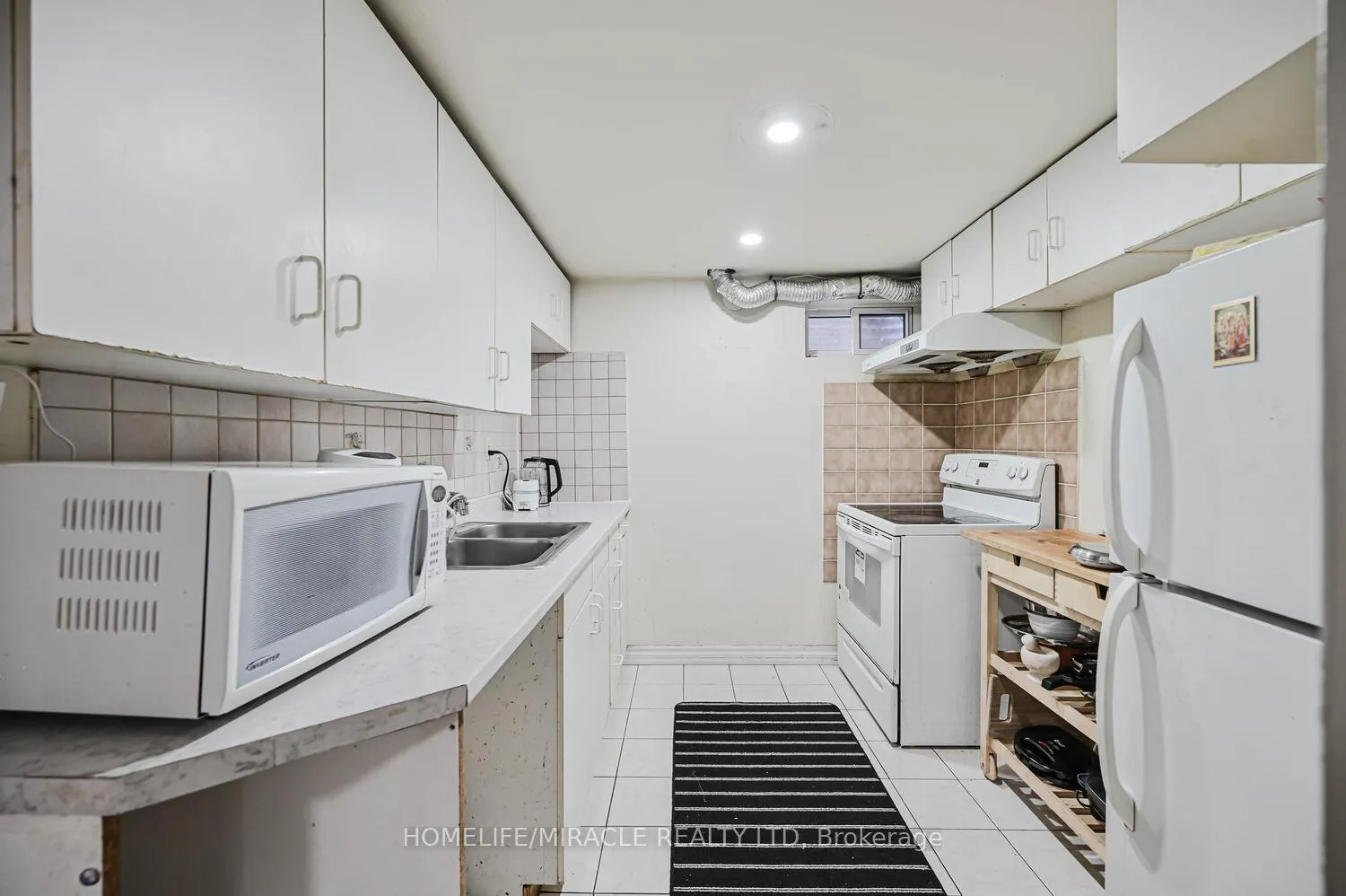 Photo 42 of 137 Minglehaze Drive, Etobicoke, Mount Olive-Silverstone-Jamestown — HOMEH