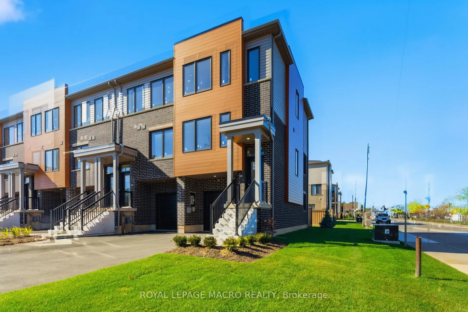 Photo 1 of 15B Bingham Road, Hamilton, McQuesten — HOMEH
