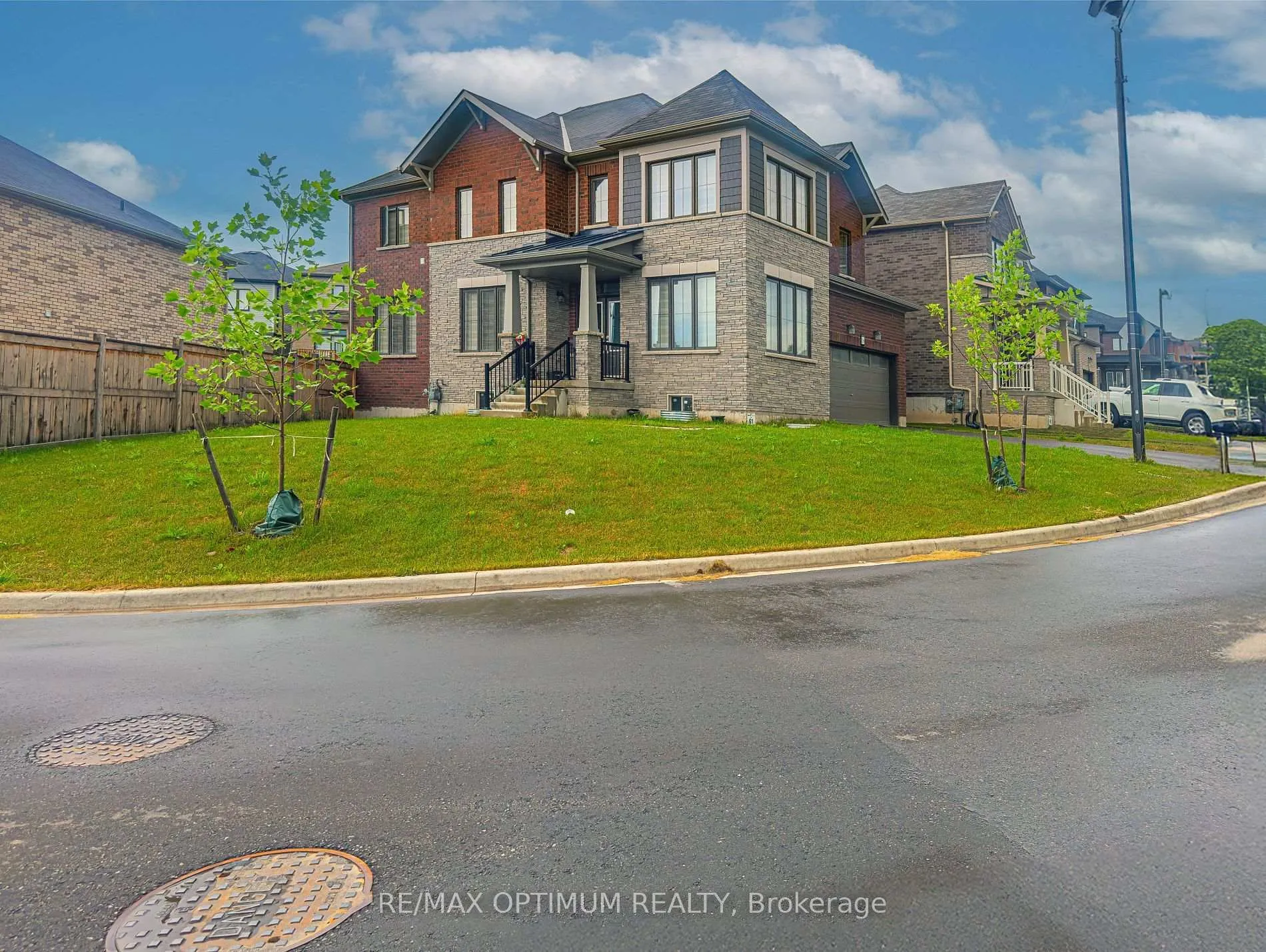 Photo 37 of 106 Sundin Drive, Haldimand — HOMEH