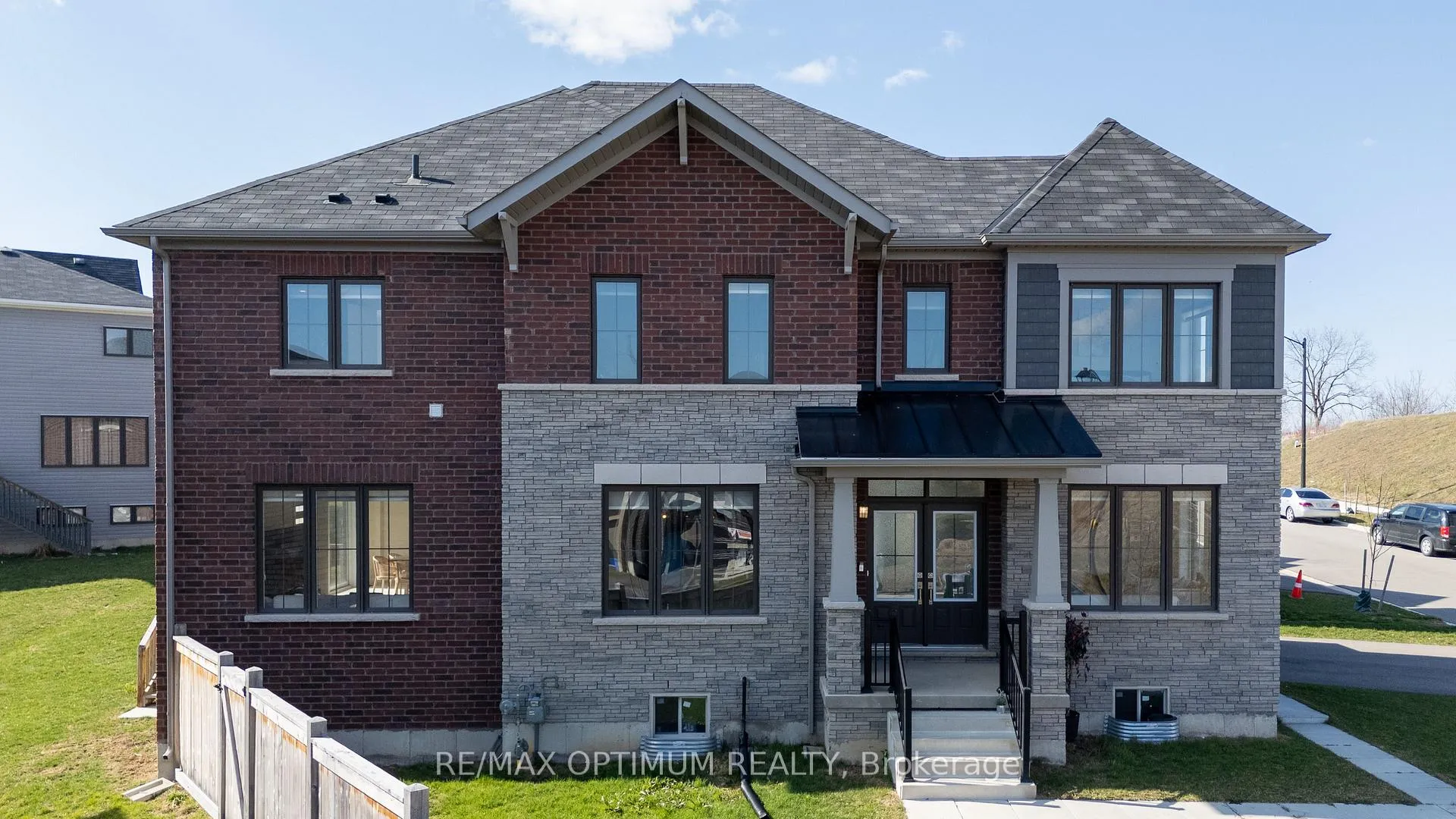 Photo 38 of 106 Sundin Drive, Haldimand — HOMEH