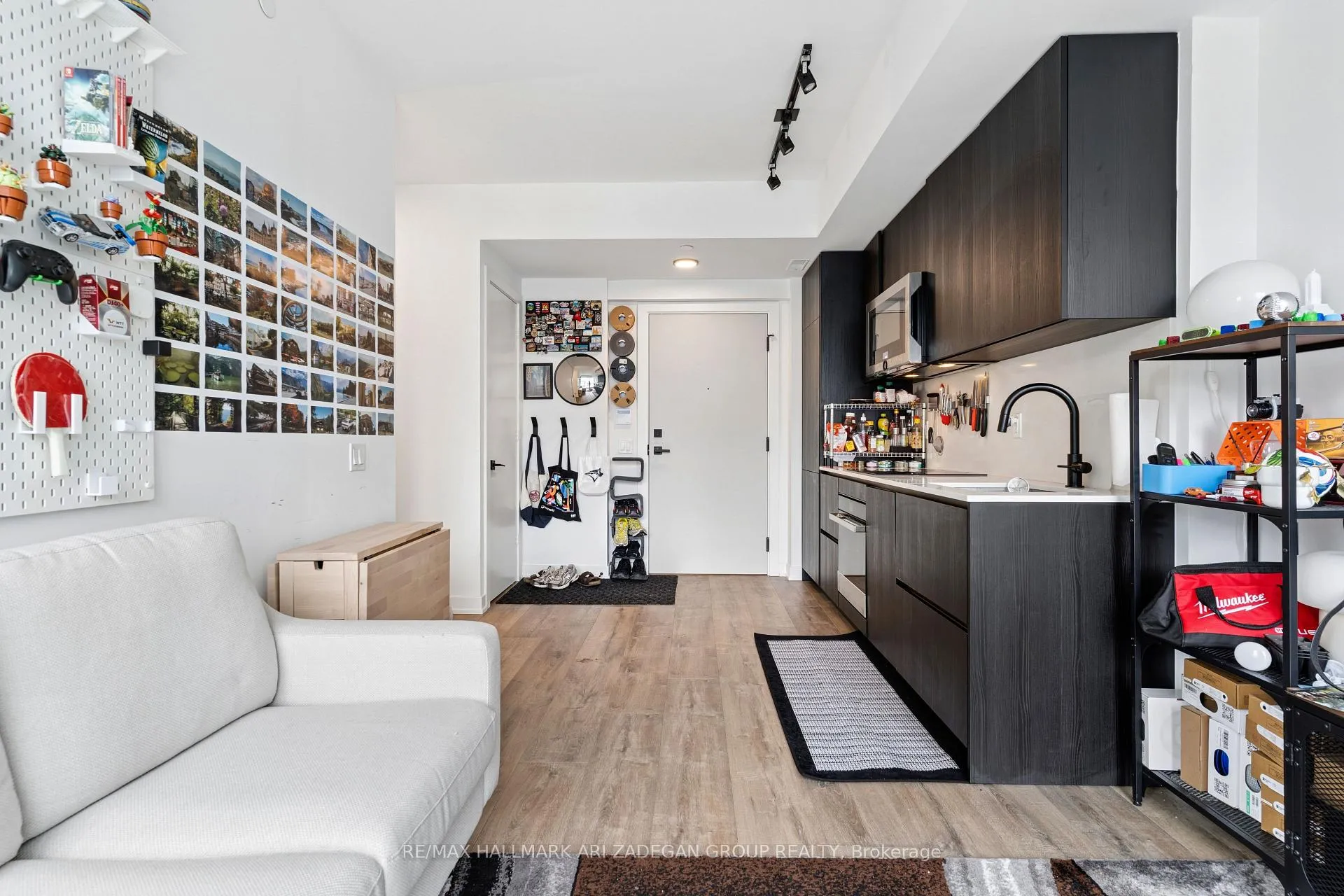 Photo 6 of Unit 1908, 327 King Street W, Toronto, Waterfront Communities — HOMEH