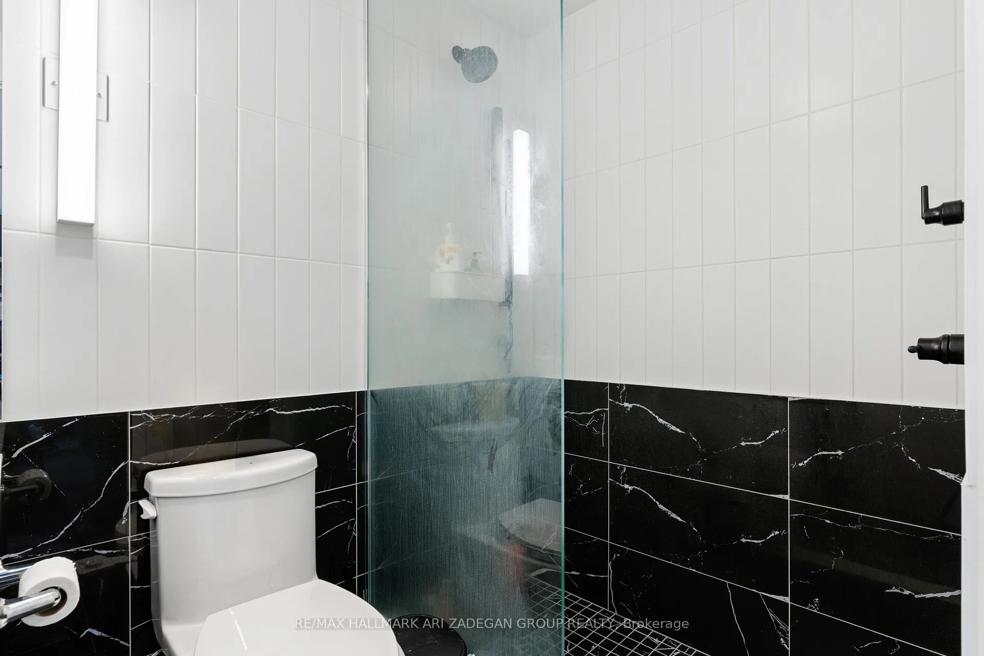 Photo 13 of Unit 1908, 327 King Street W, Toronto, Waterfront Communities — HOMEH