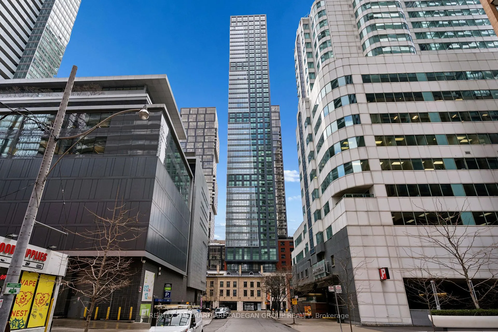 Photo 15 of Unit 1908, 327 King Street W, Toronto, Waterfront Communities — HOMEH