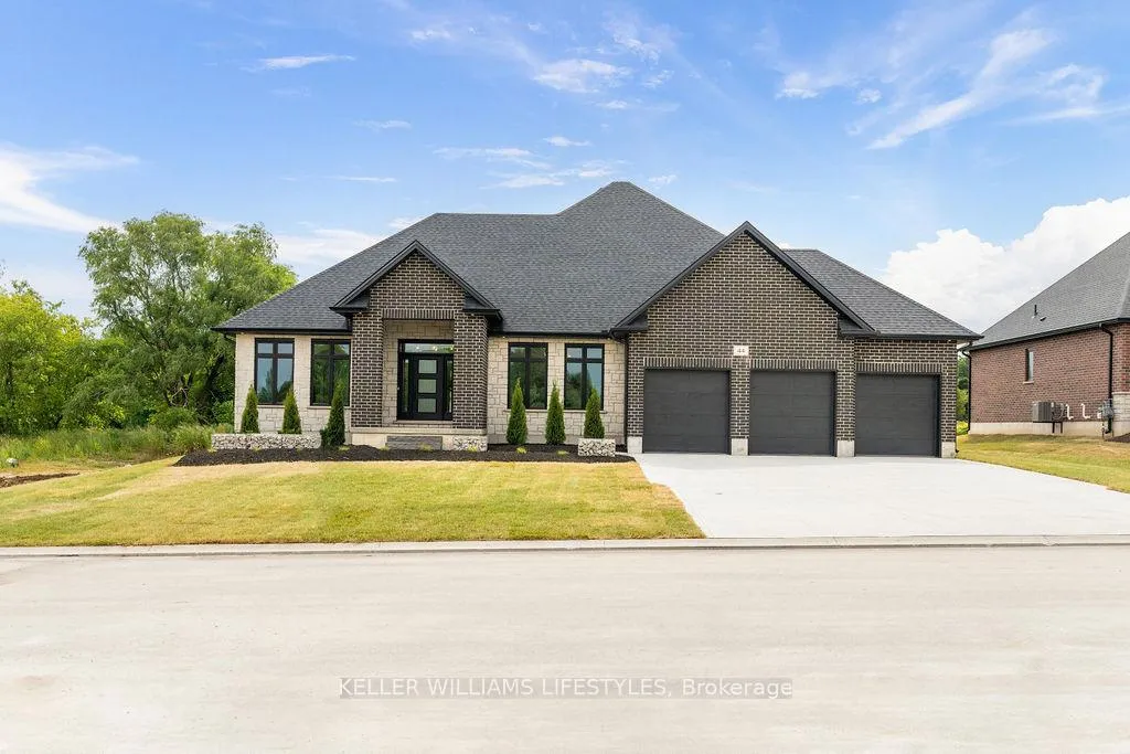 Photo 7 of 65 East Glen Drive, Lambton Shores, Arkona — HOMEH