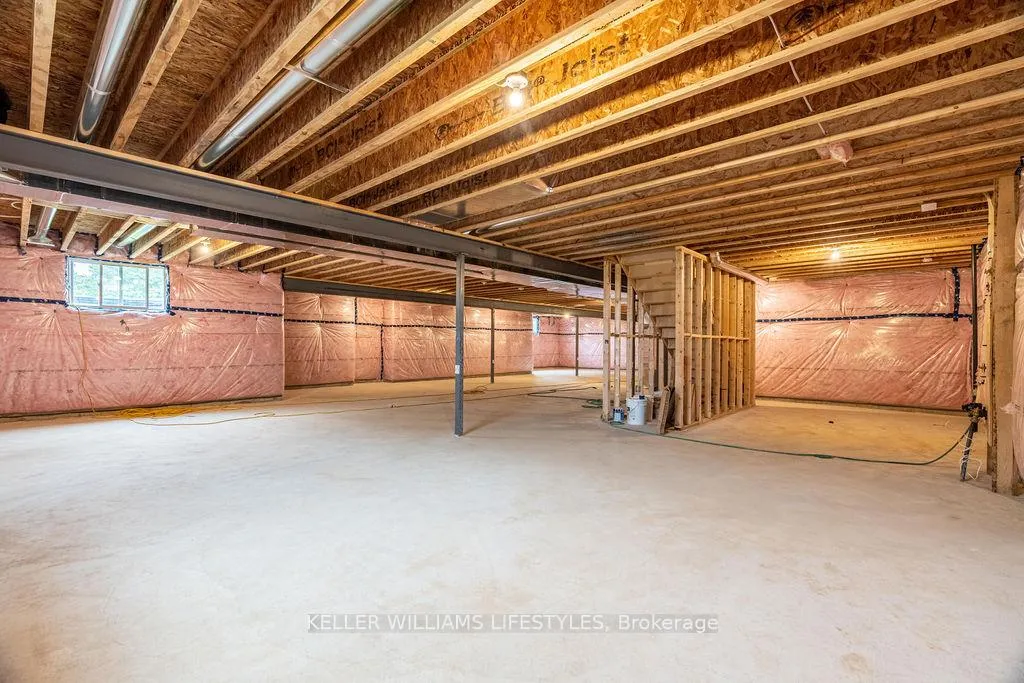 Photo 35 of 65 East Glen Drive, Lambton Shores, Arkona — HOMEH