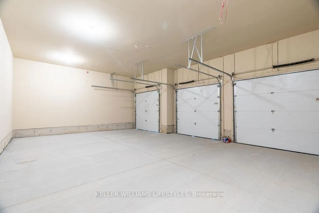 Photo 38 of 65 East Glen Drive, Lambton Shores, Arkona — HOMEH