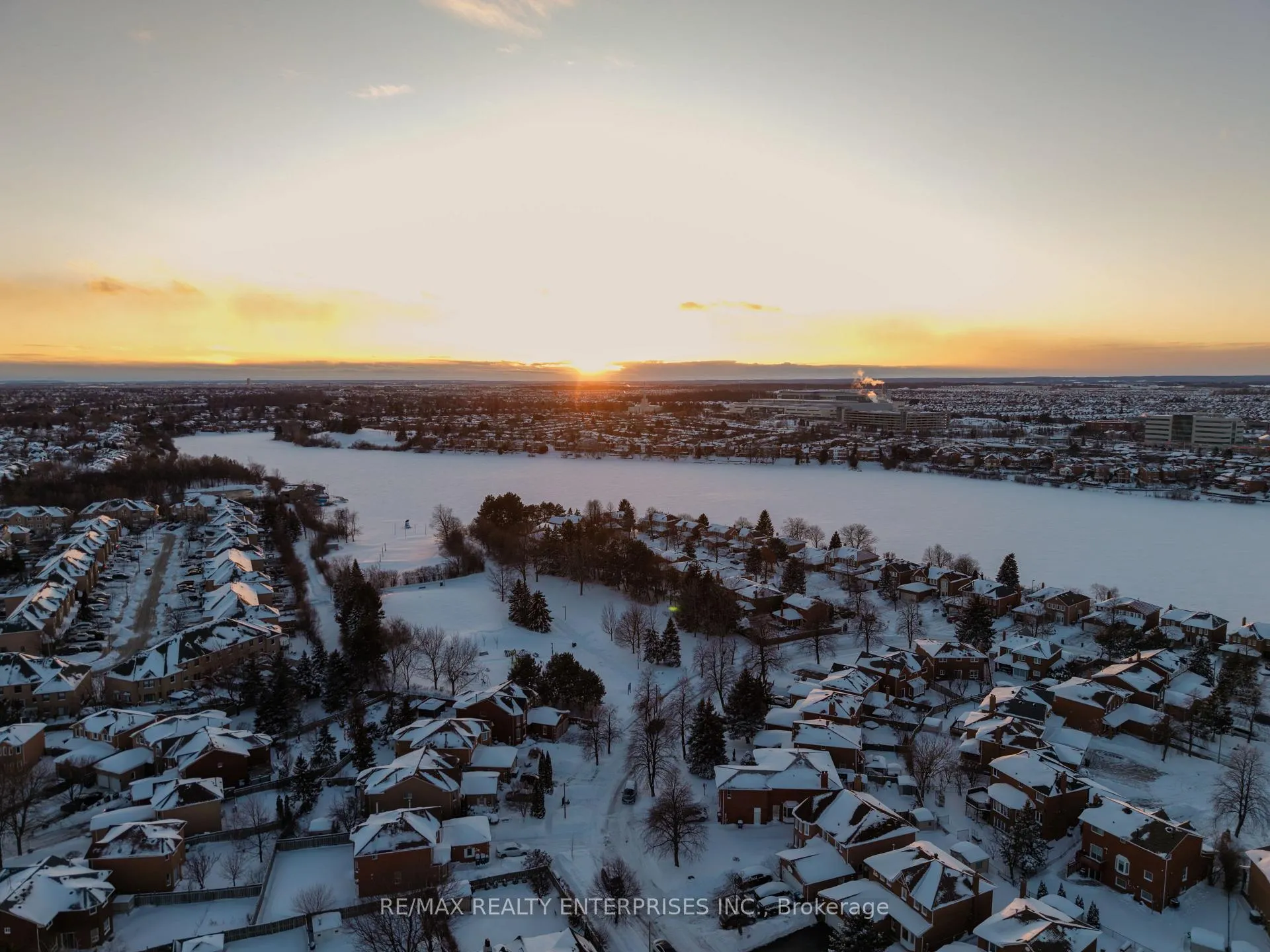 Photo 2 of 25 Porteous Circle, Brampton, Northgate — HOMEH