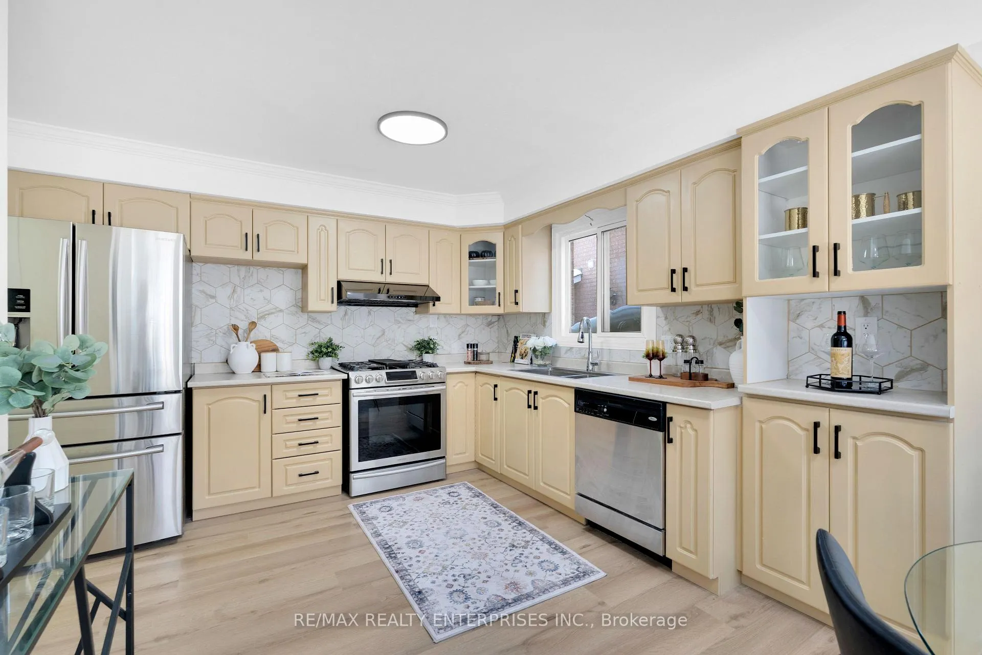 Photo 6 of 25 Porteous Circle, Brampton, Northgate — HOMEH