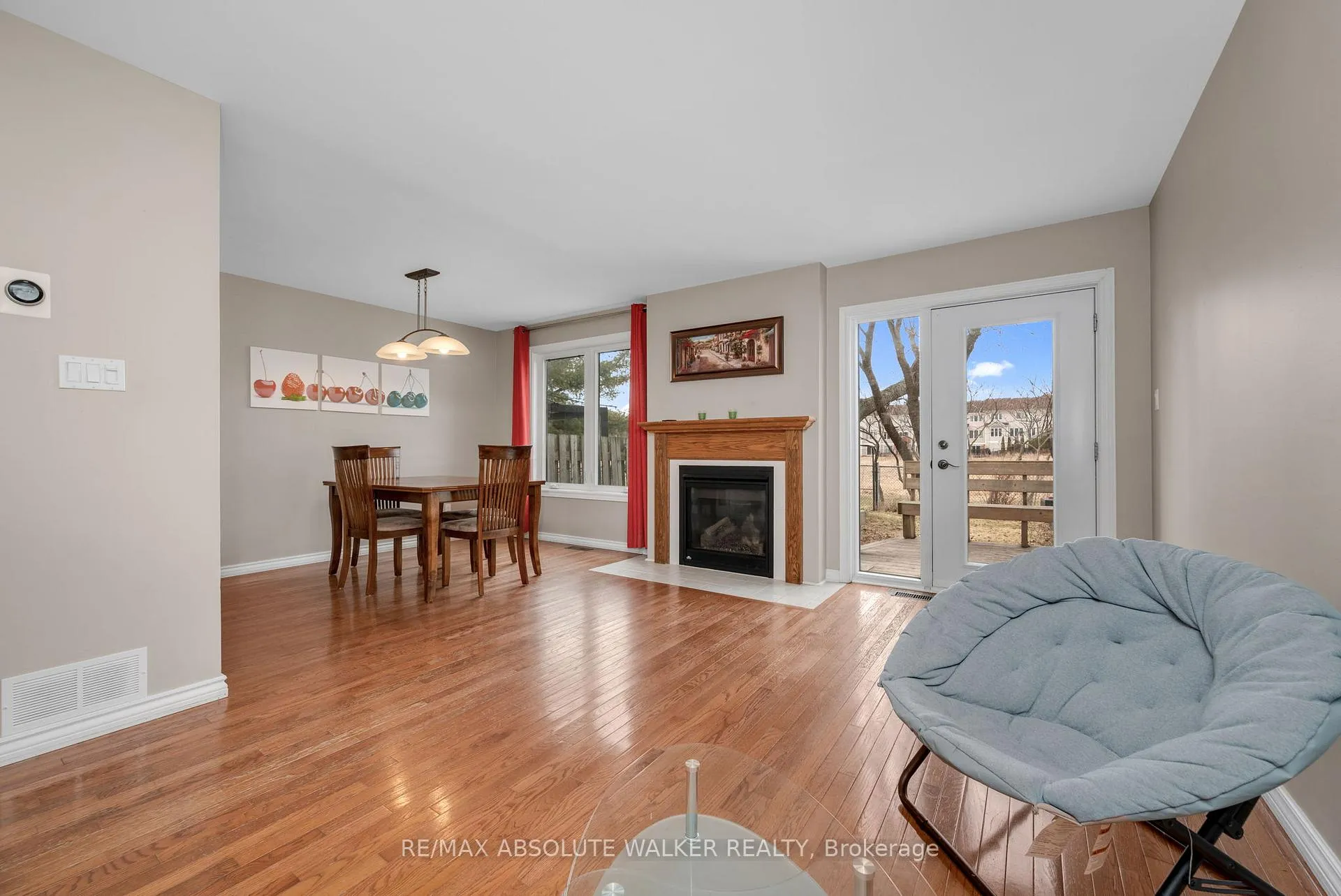 Photo 6 of 38 Beacon Way, Ottawa, Kanata - Morgan's Grant/South March — HOMEH