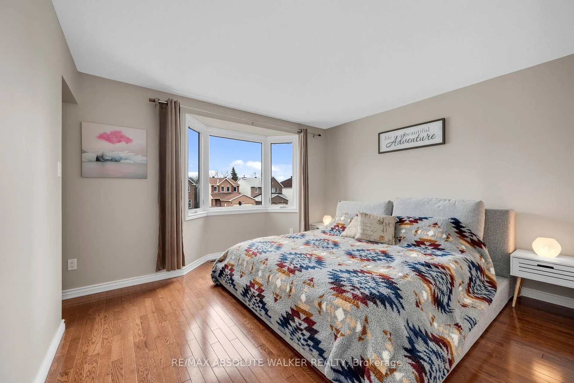 Photo 13 of 38 Beacon Way, Ottawa, Kanata - Morgan's Grant/South March — HOMEH