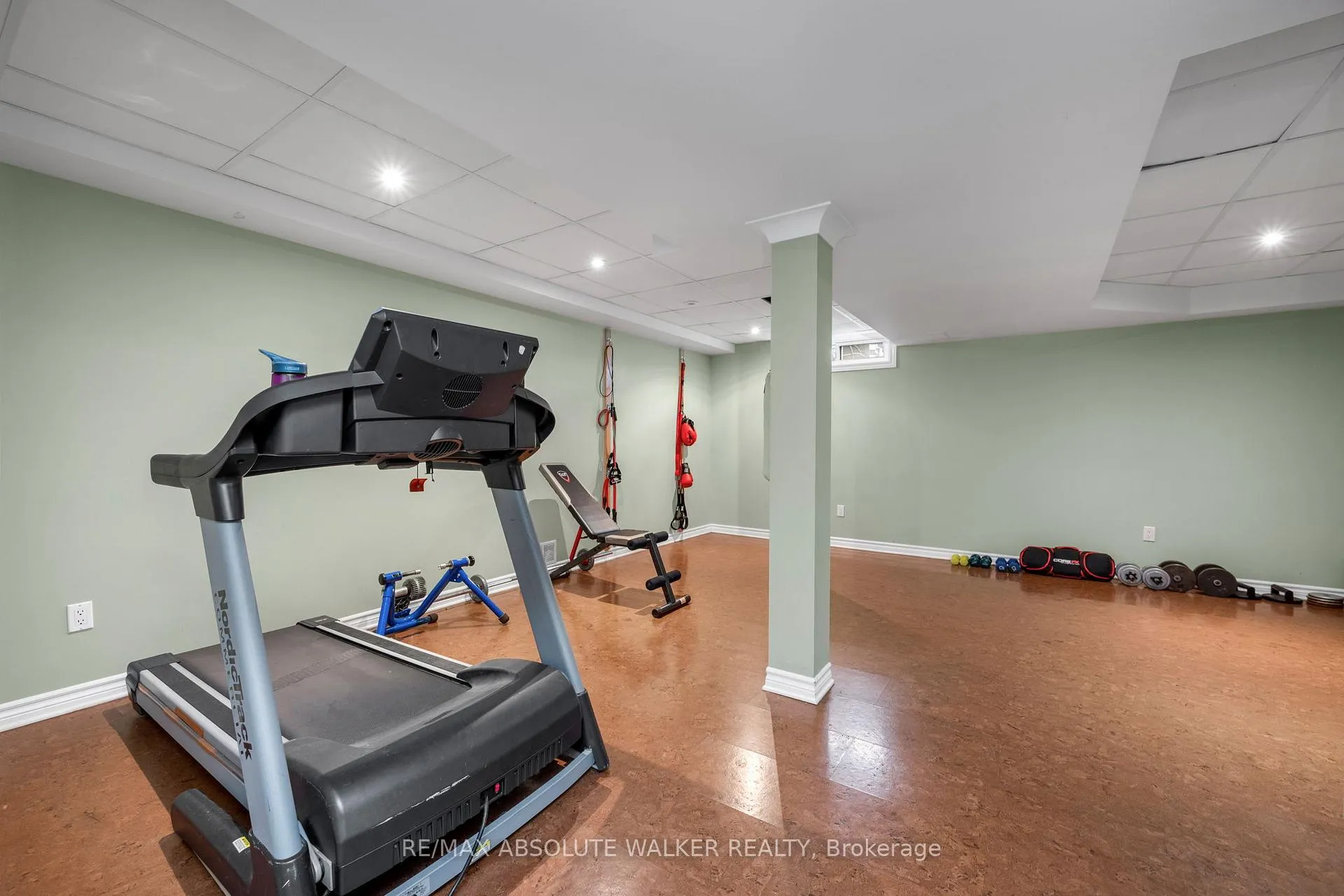 Photo 20 of 38 Beacon Way, Ottawa, Kanata - Morgan's Grant/South March — HOMEH