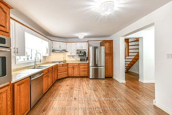 Photo 14 of 275 Barrie Road, Orillia — HOMEH