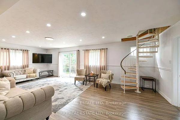 Photo 15 of 275 Barrie Road, Orillia — HOMEH