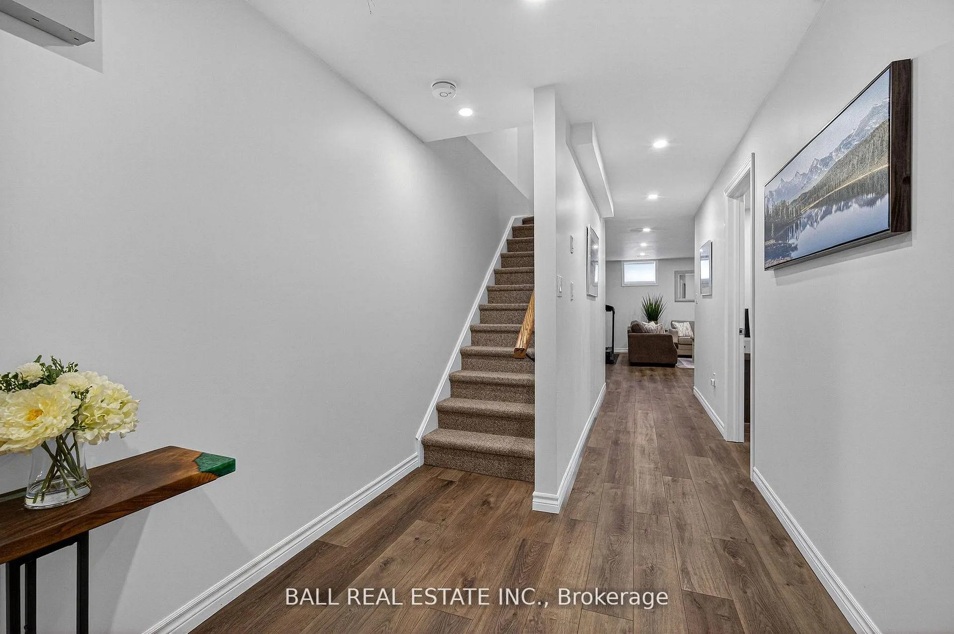 Photo 21 of 74 Flitton Avenue, Peterborough, Northcrest Ward 5 — HOMEH