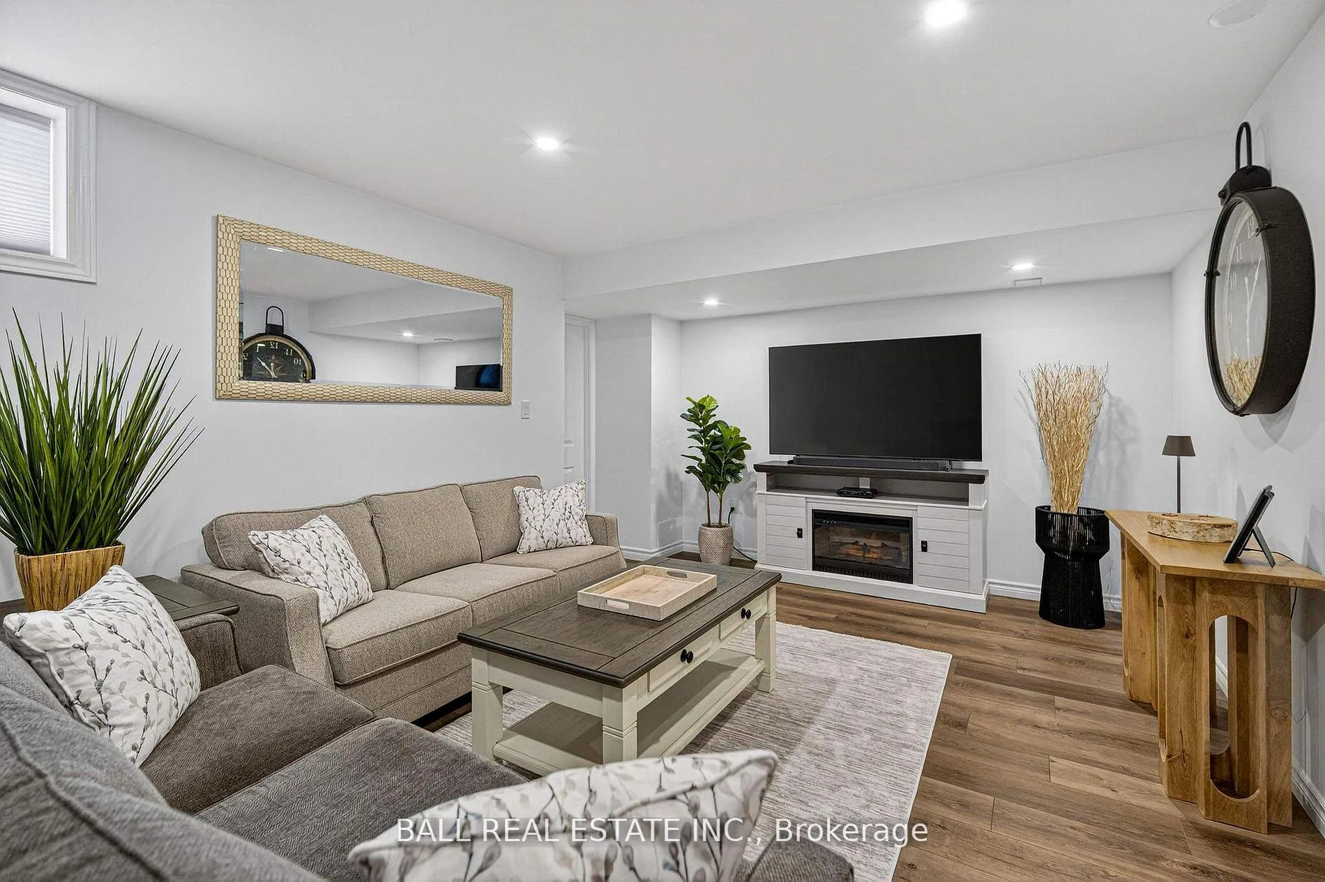 Photo 23 of 74 Flitton Avenue, Peterborough, Northcrest Ward 5 — HOMEH