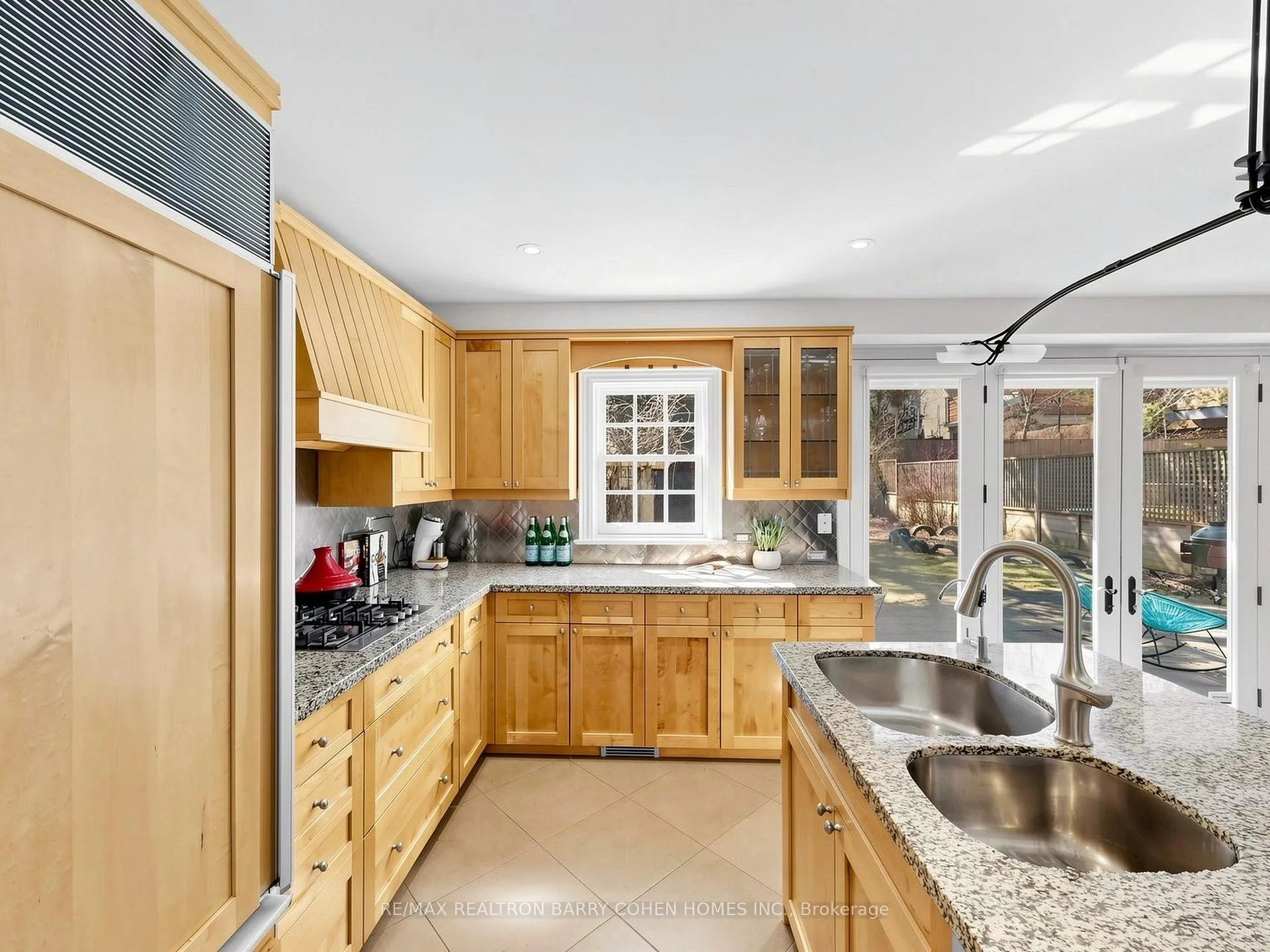 Photo 10 of 183 Cortleigh Boulevard, Toronto, Lawrence Park South — HOMEH