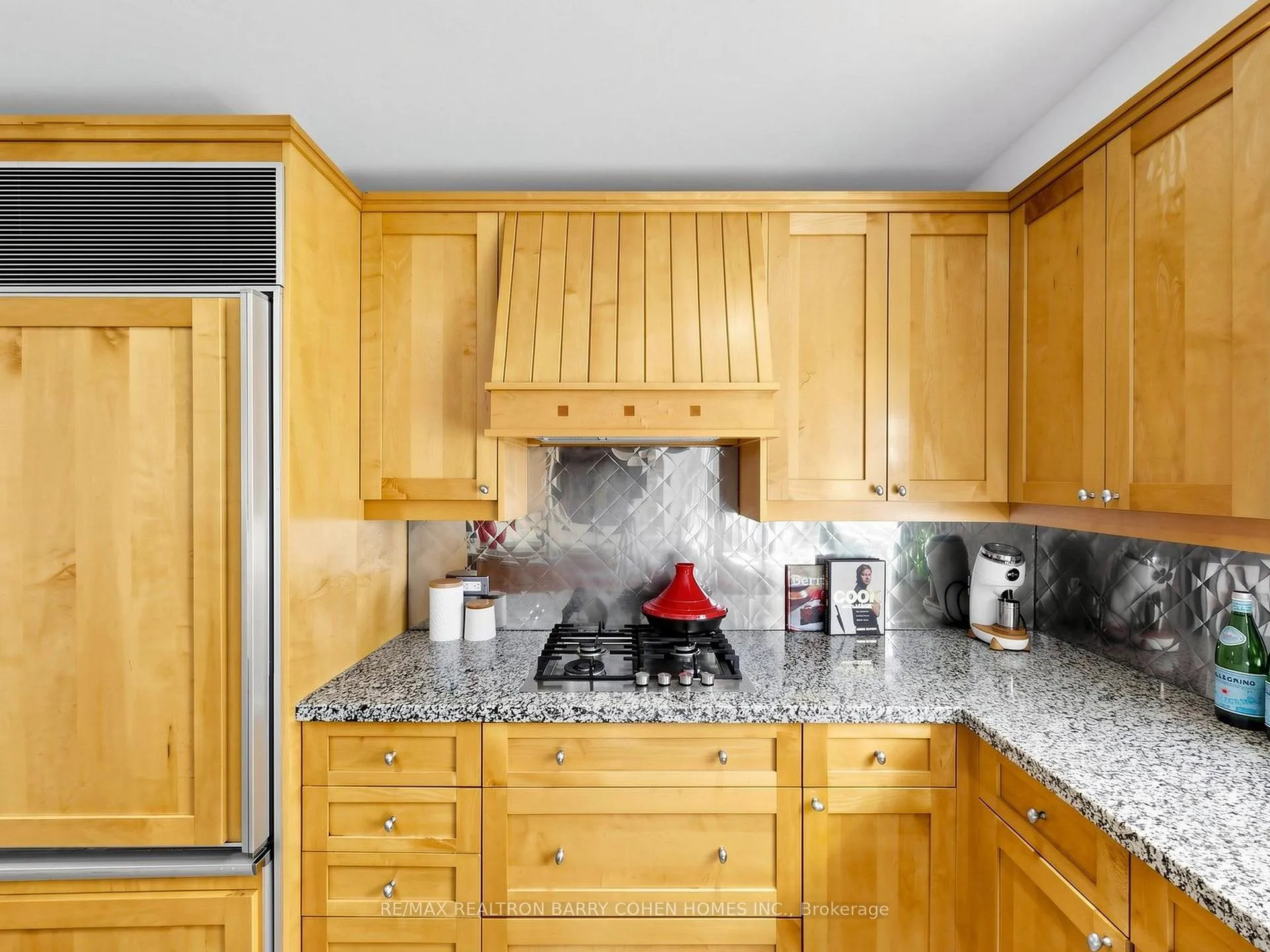 Photo 11 of 183 Cortleigh Boulevard, Toronto, Lawrence Park South — HOMEH