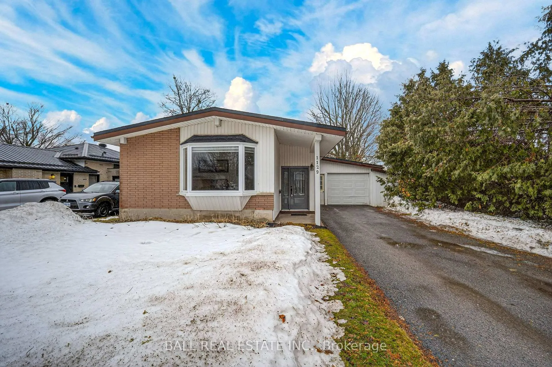 Photo 6 of 1129 Algonquin Boulevard, Peterborough, Northcrest Ward 5 — HOMEH