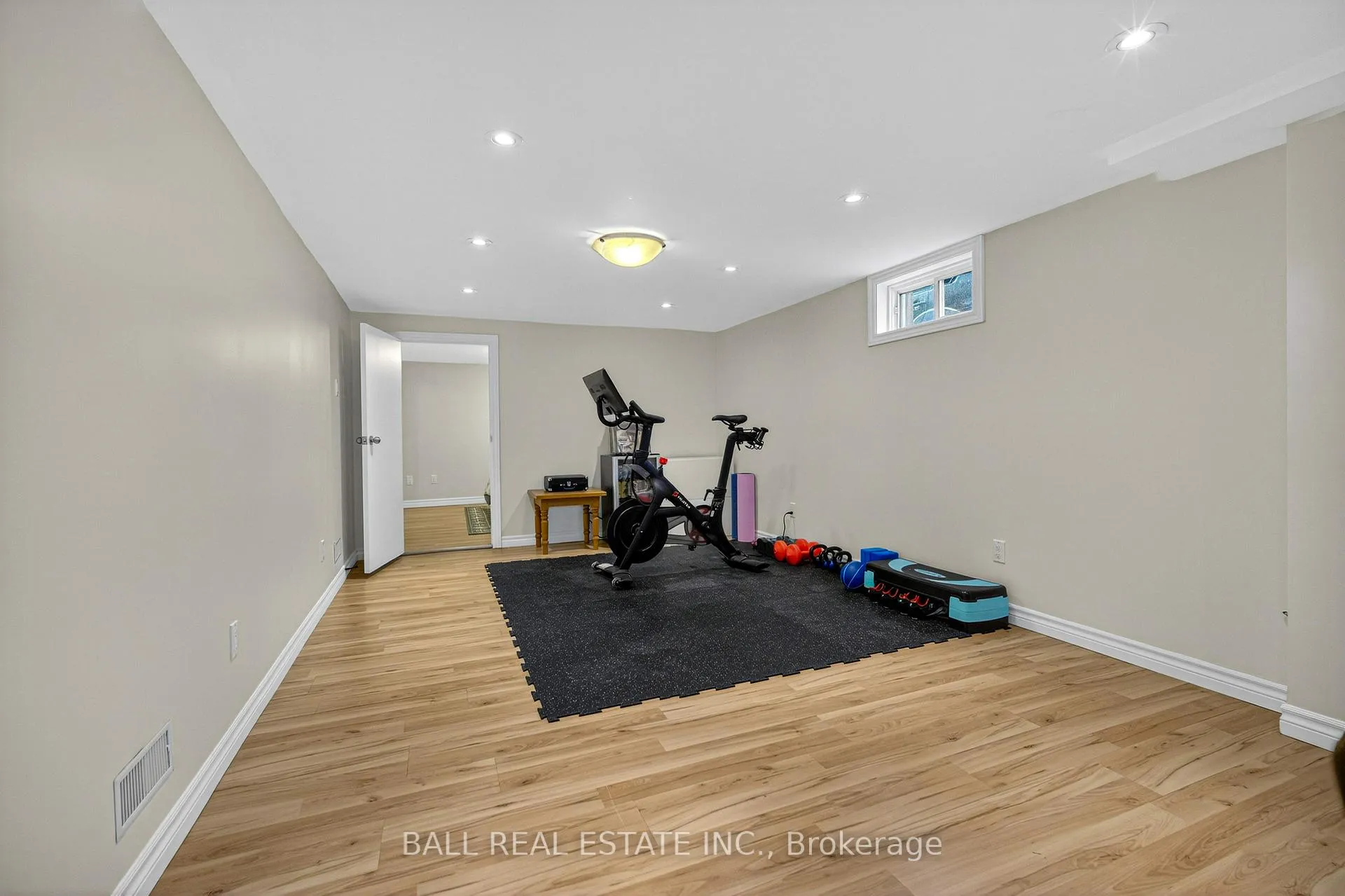 Photo 23 of 1129 Algonquin Boulevard, Peterborough, Northcrest Ward 5 — HOMEH