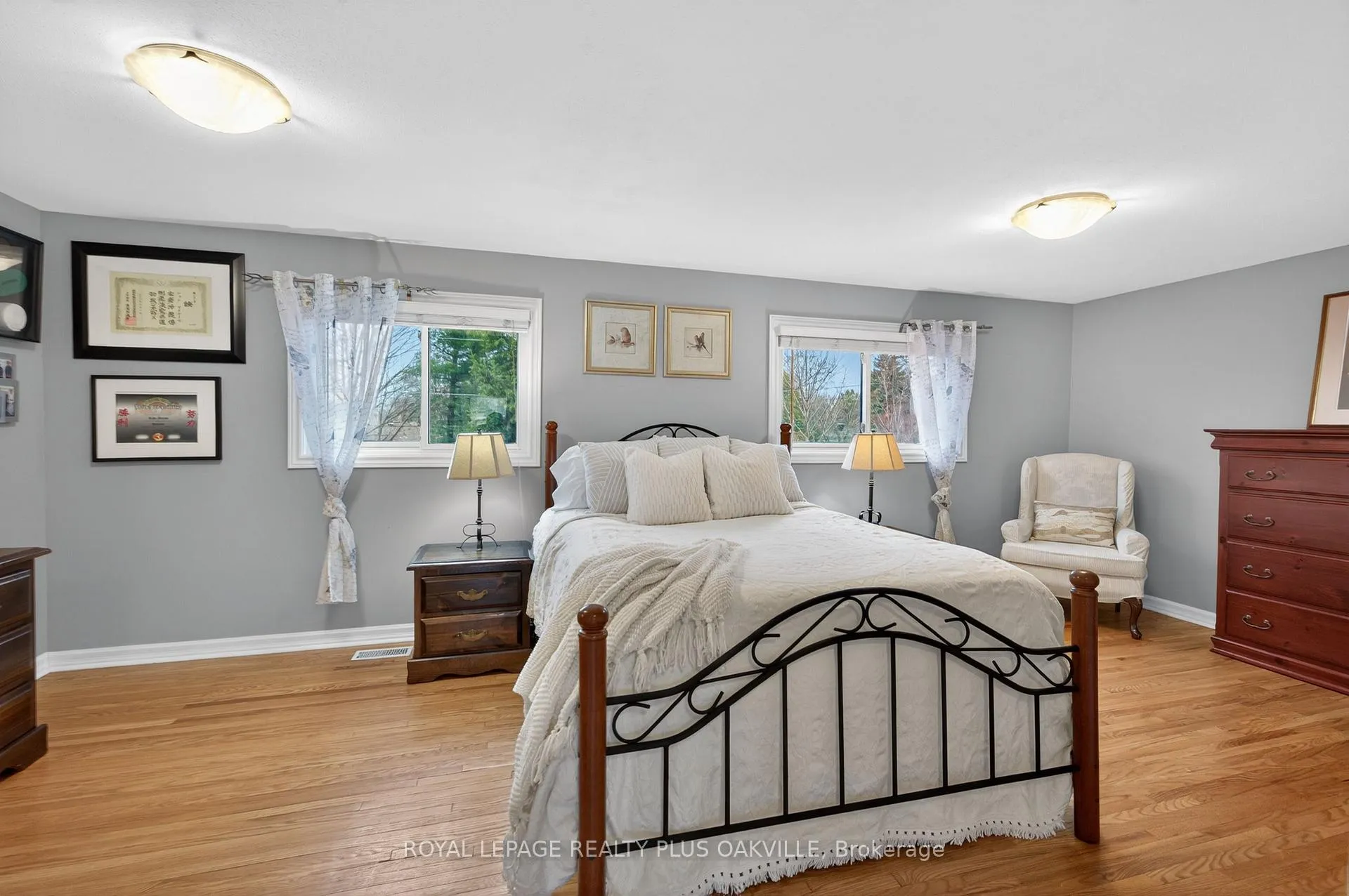 Photo 10 of 512 Pinedale Avenue, Burlington, Appleby — HOMEH