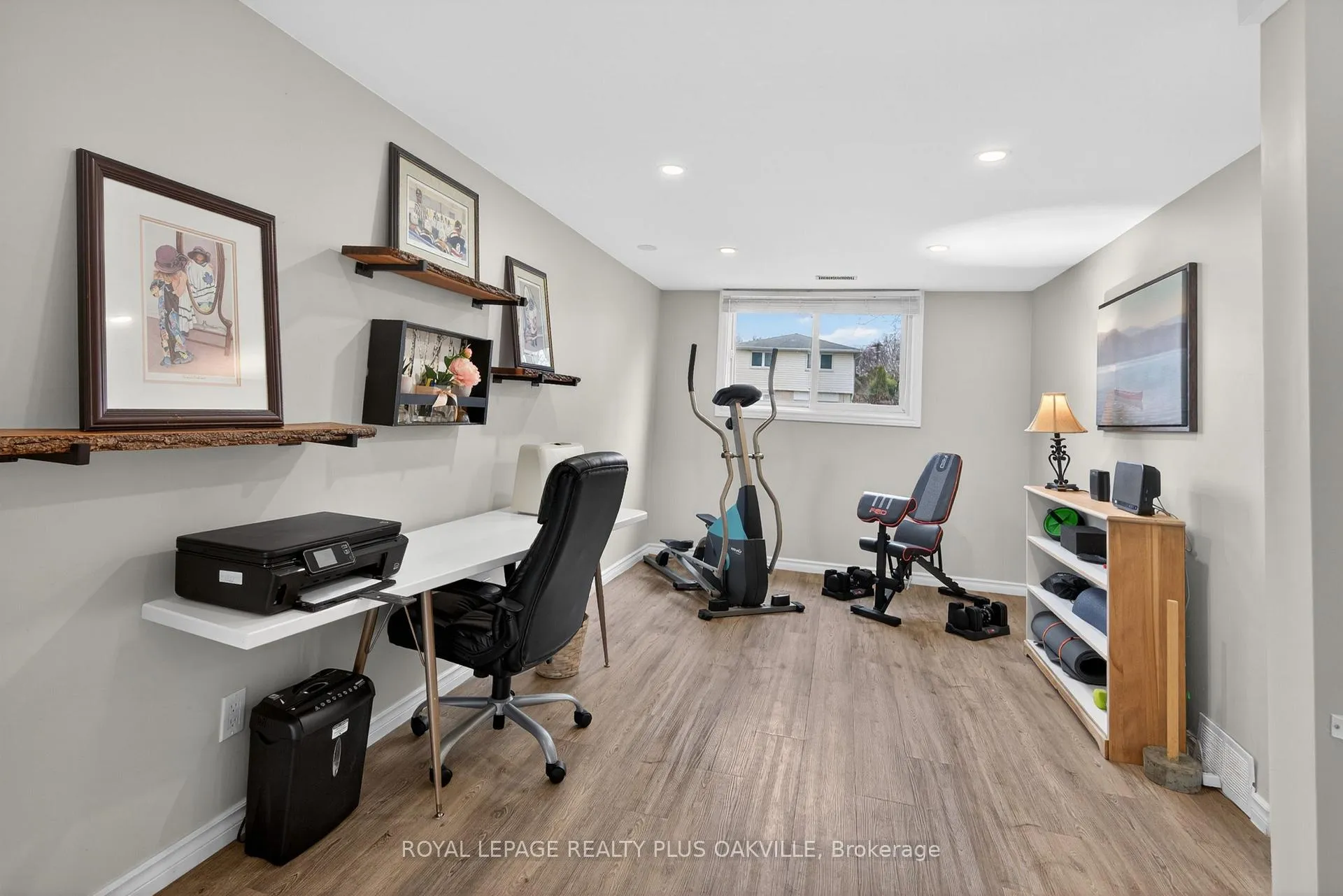 Photo 16 of 512 Pinedale Avenue, Burlington, Appleby — HOMEH