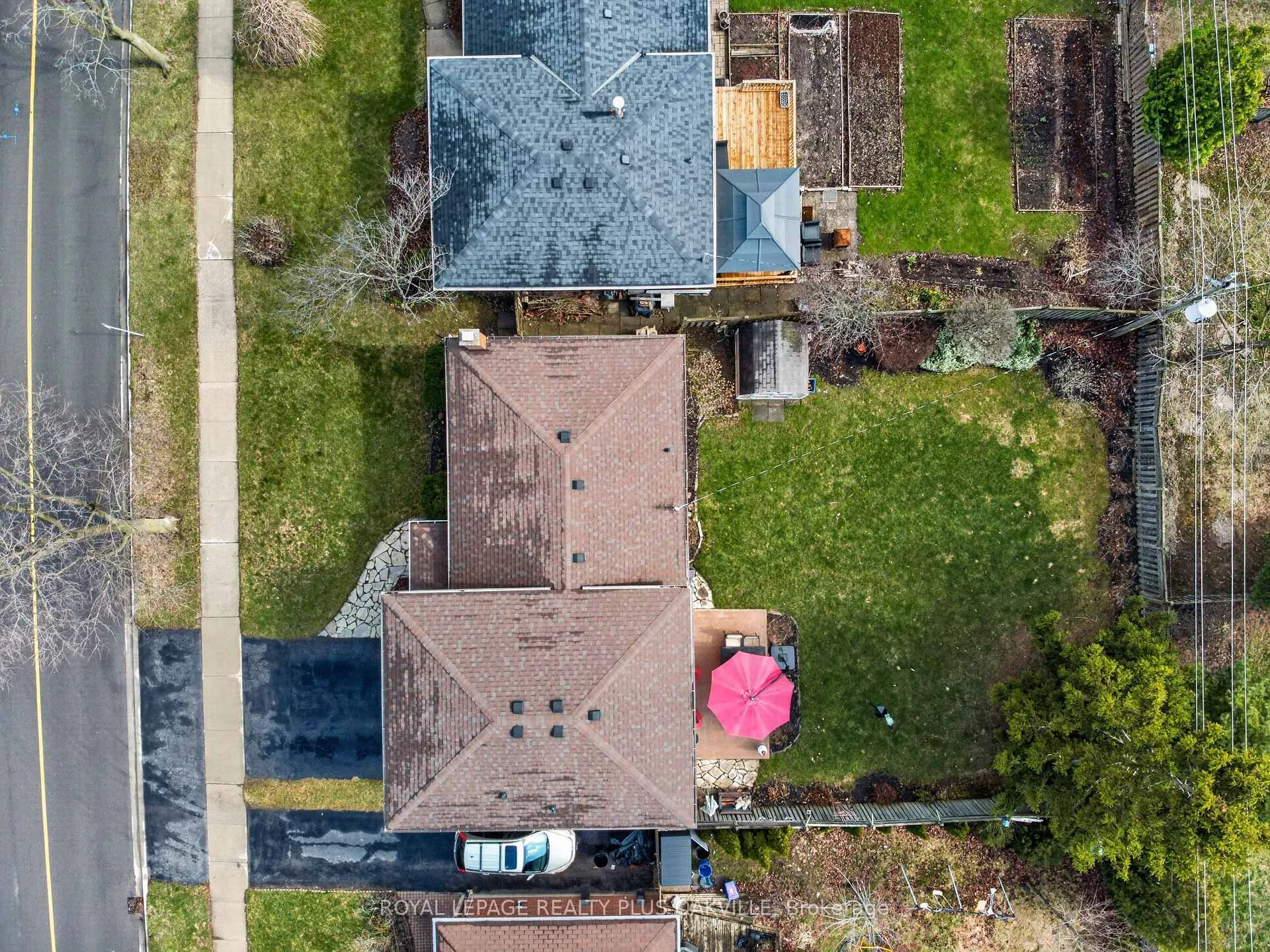 Photo 23 of 512 Pinedale Avenue, Burlington, Appleby — HOMEH
