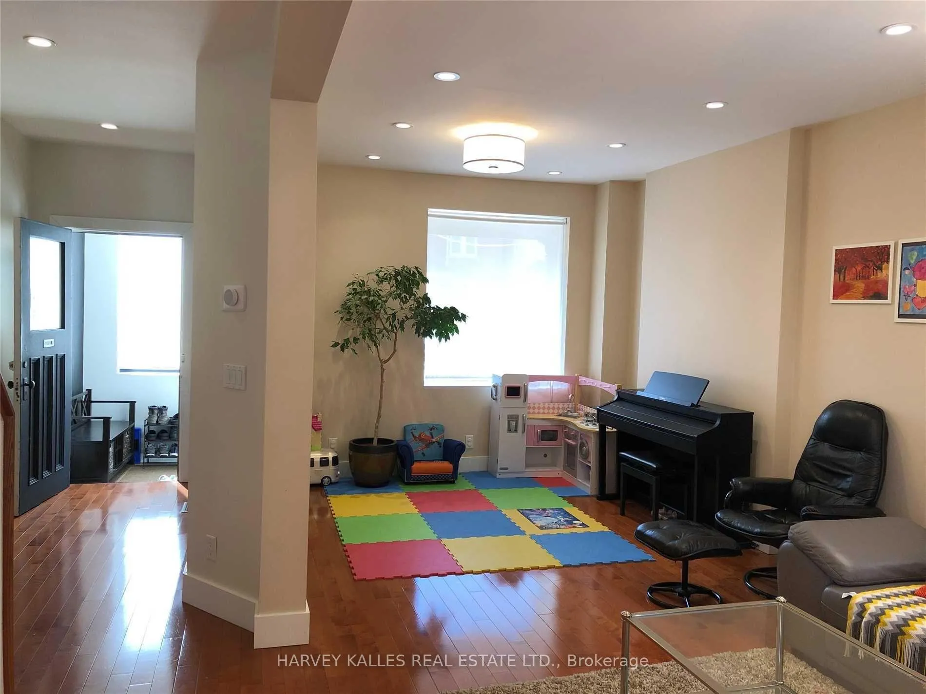Photo 5 of 148 Roslin Avenue, Toronto, Lawrence Park North — HOMEH