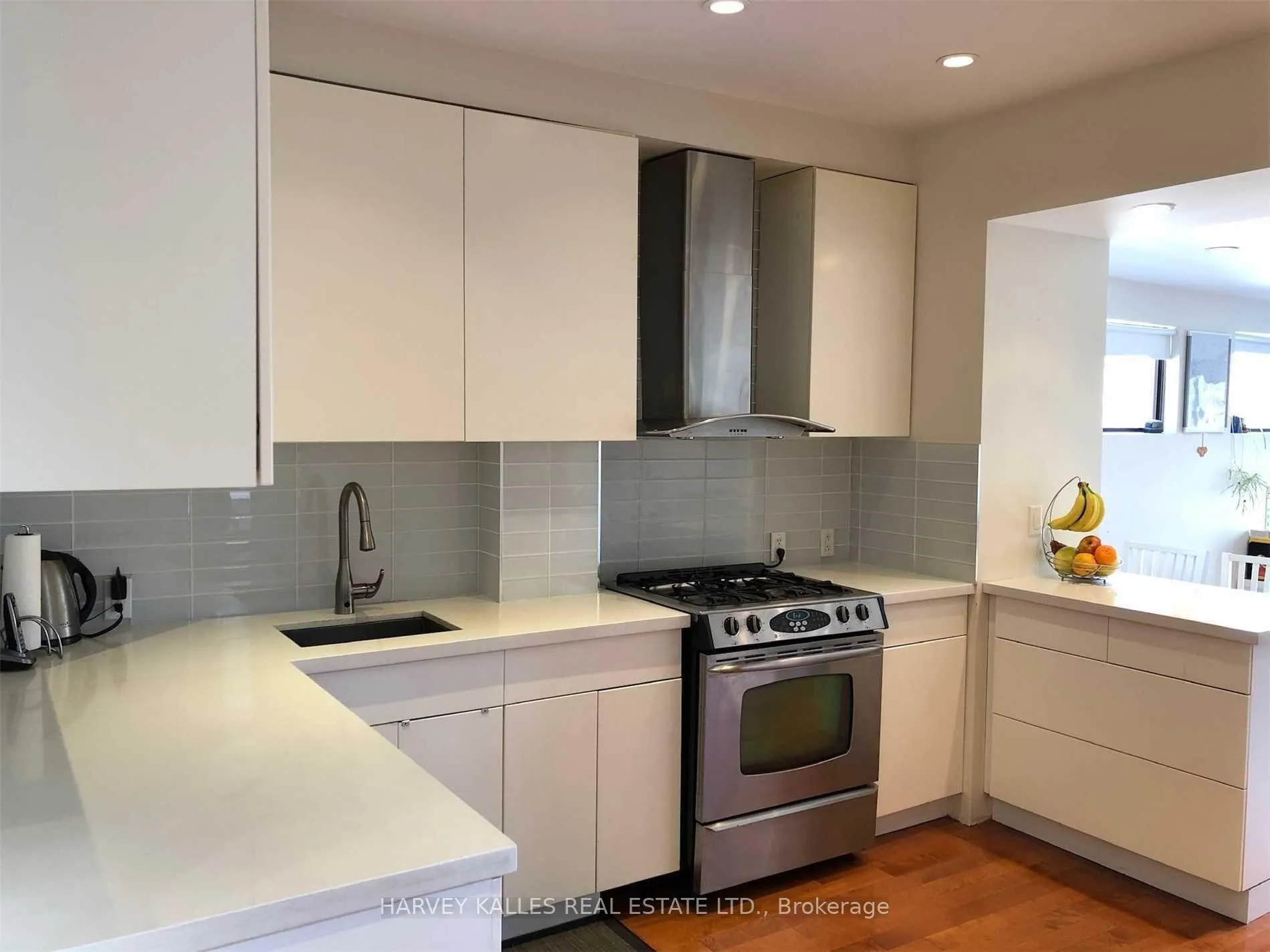 Photo 9 of 148 Roslin Avenue, Toronto, Lawrence Park North — HOMEH
