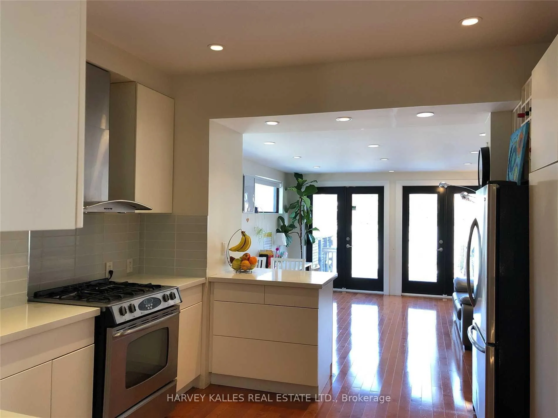 Photo 10 of 148 Roslin Avenue, Toronto, Lawrence Park North — HOMEH