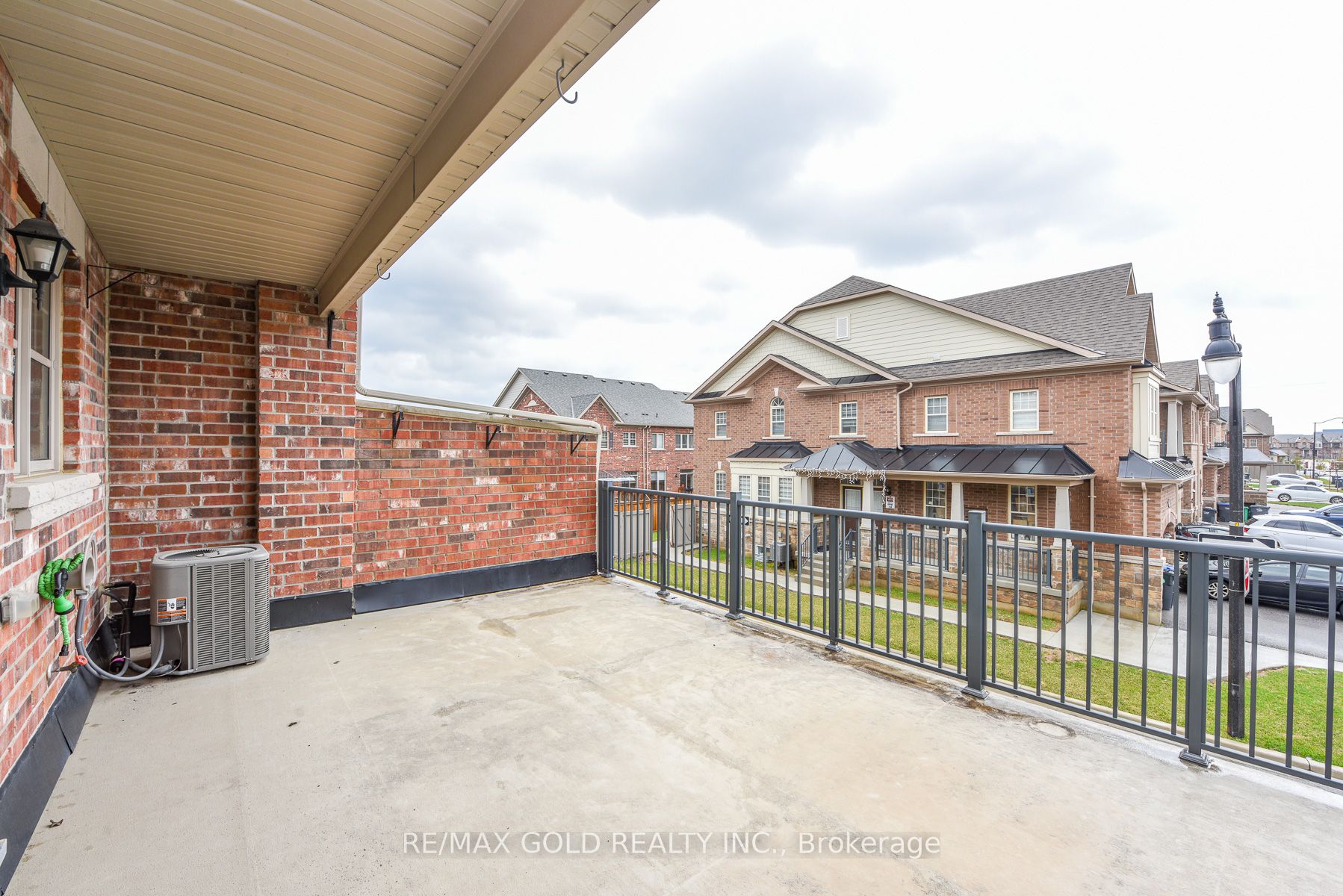 Photo 23 of 5 Remembrance Road, Brampton, Northwest Brampton — HOMEH
