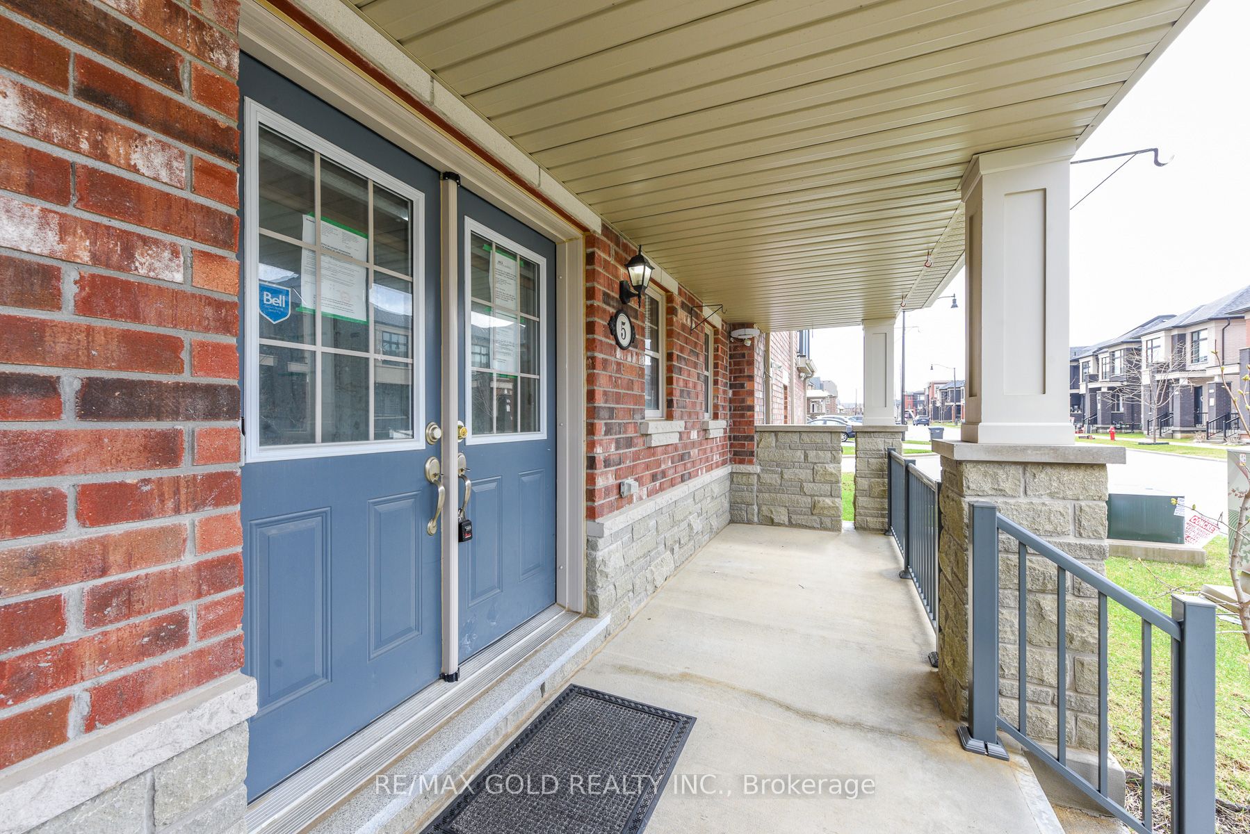 Photo 5 of 5 Remembrance Road, Brampton, Northwest Brampton — HOMEH