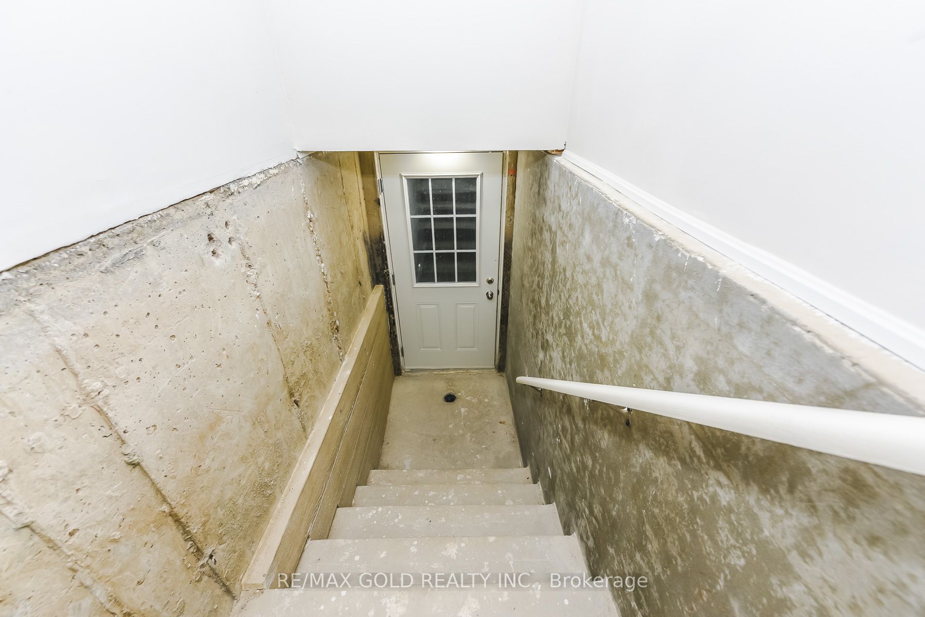 Photo 47 of 5 Remembrance Road, Brampton, Northwest Brampton — HOMEH
