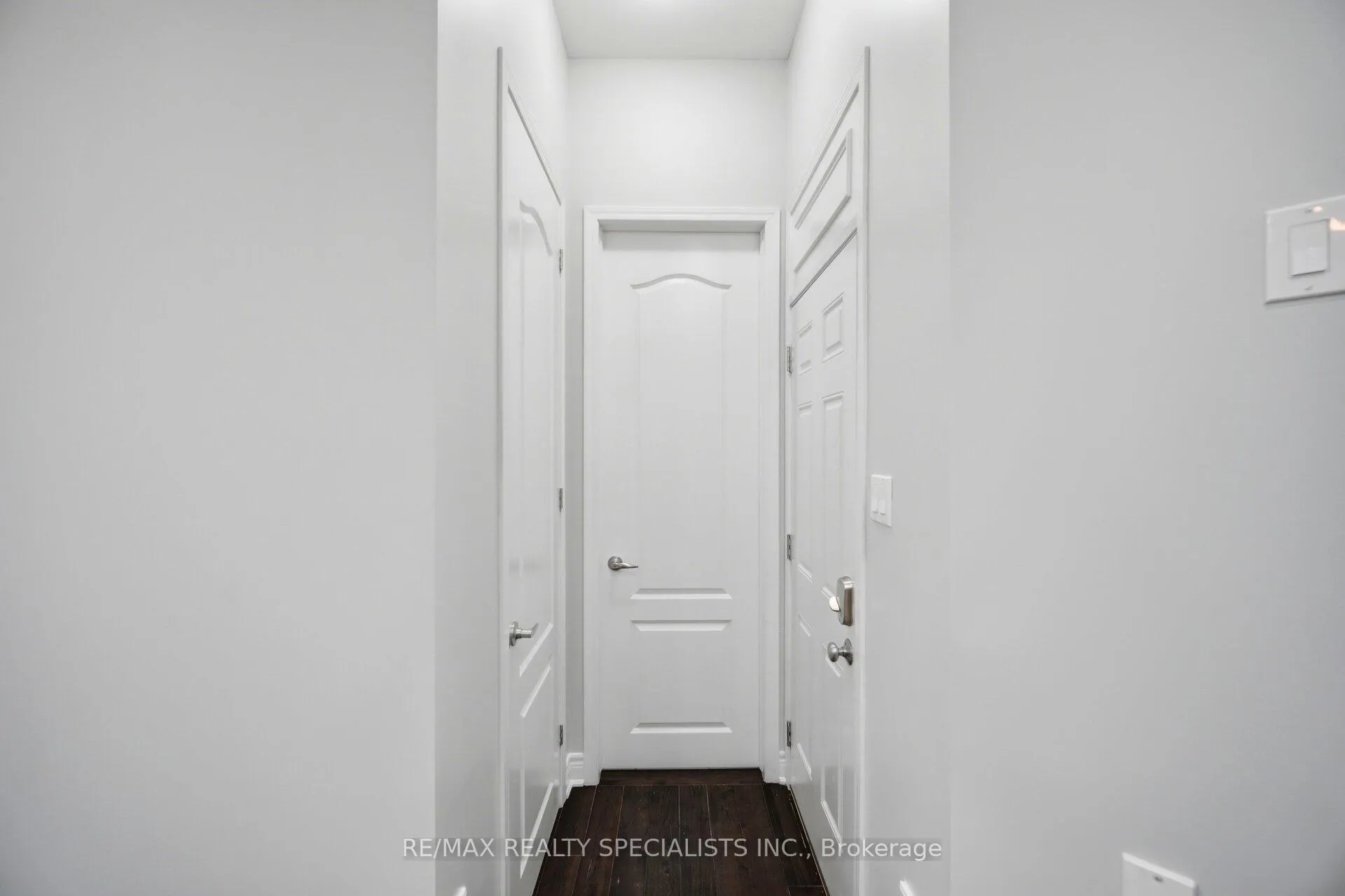 Photo 20 of 921 Orr Court, Kitchener, Rosenburg — HOMEH