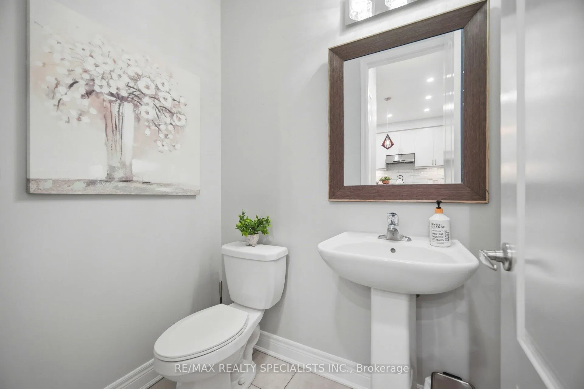 Photo 21 of 921 Orr Court, Kitchener, Rosenburg — HOMEH
