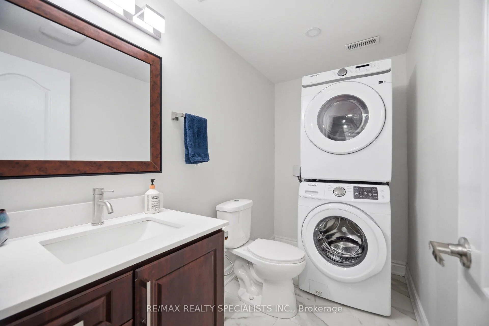 Photo 44 of 921 Orr Court, Kitchener, Rosenburg — HOMEH