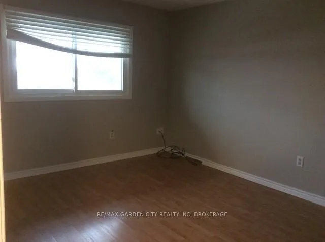 Photo 13 of Unit Upper, 43 Dunvegan Road, St. Catharines, Secord Woods — HOMEH