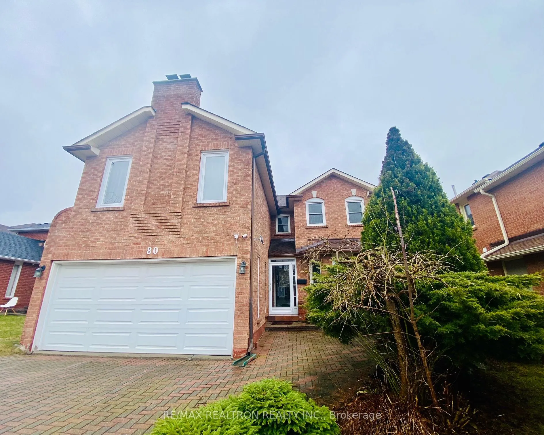 Photo 2 of 80 John Stiver Crescent, Markham, Buttonville — HOMEH