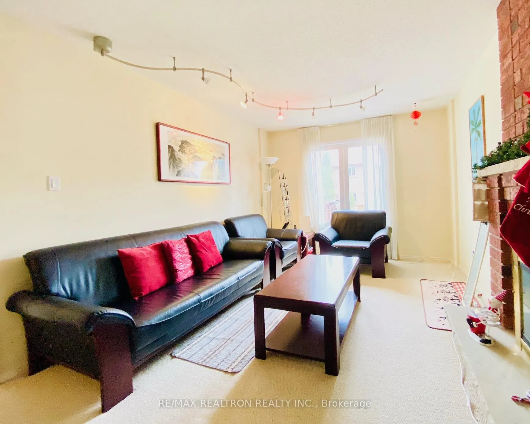 Photo 7 of 80 John Stiver Crescent, Markham, Buttonville — HOMEH