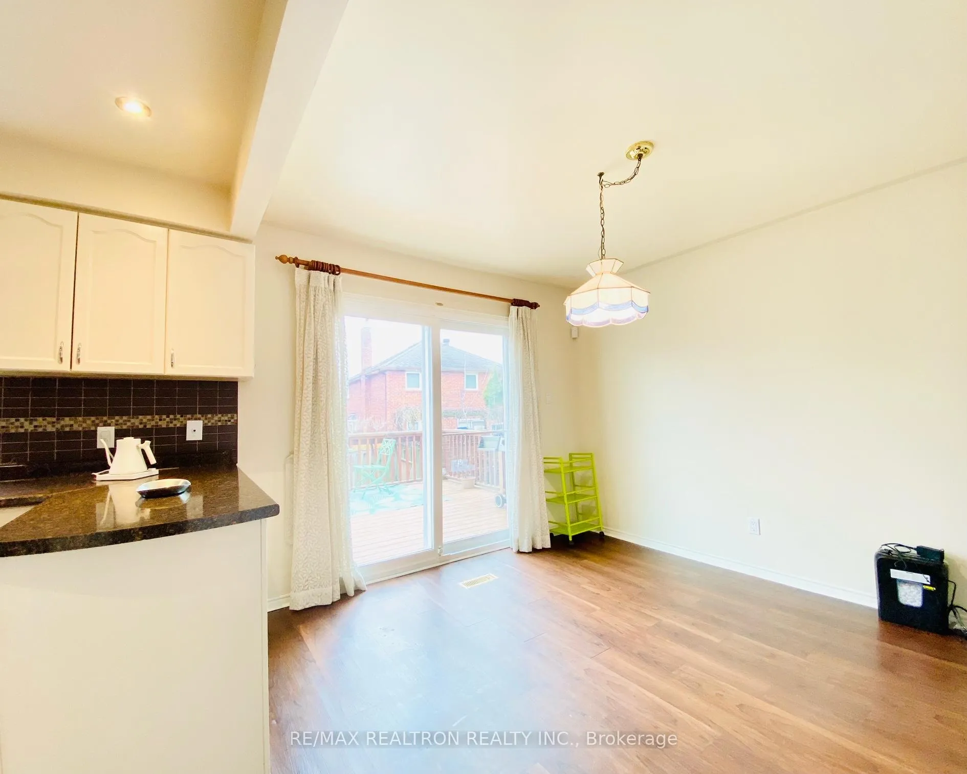 Photo 13 of 80 John Stiver Crescent, Markham, Buttonville — HOMEH